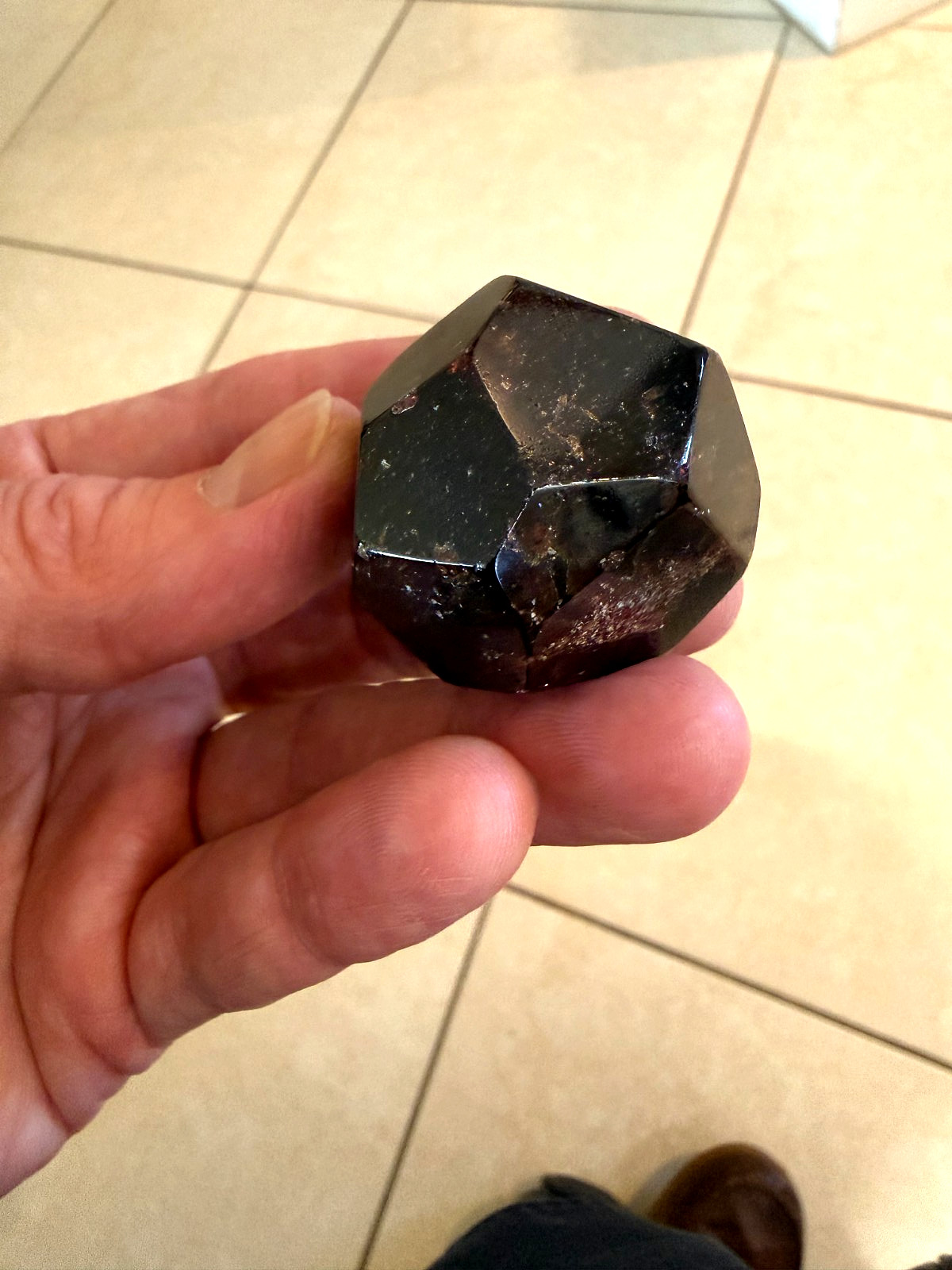 Red Garnet Crystal Gemstone Trapezohedron Carved Shaped Specimen 008