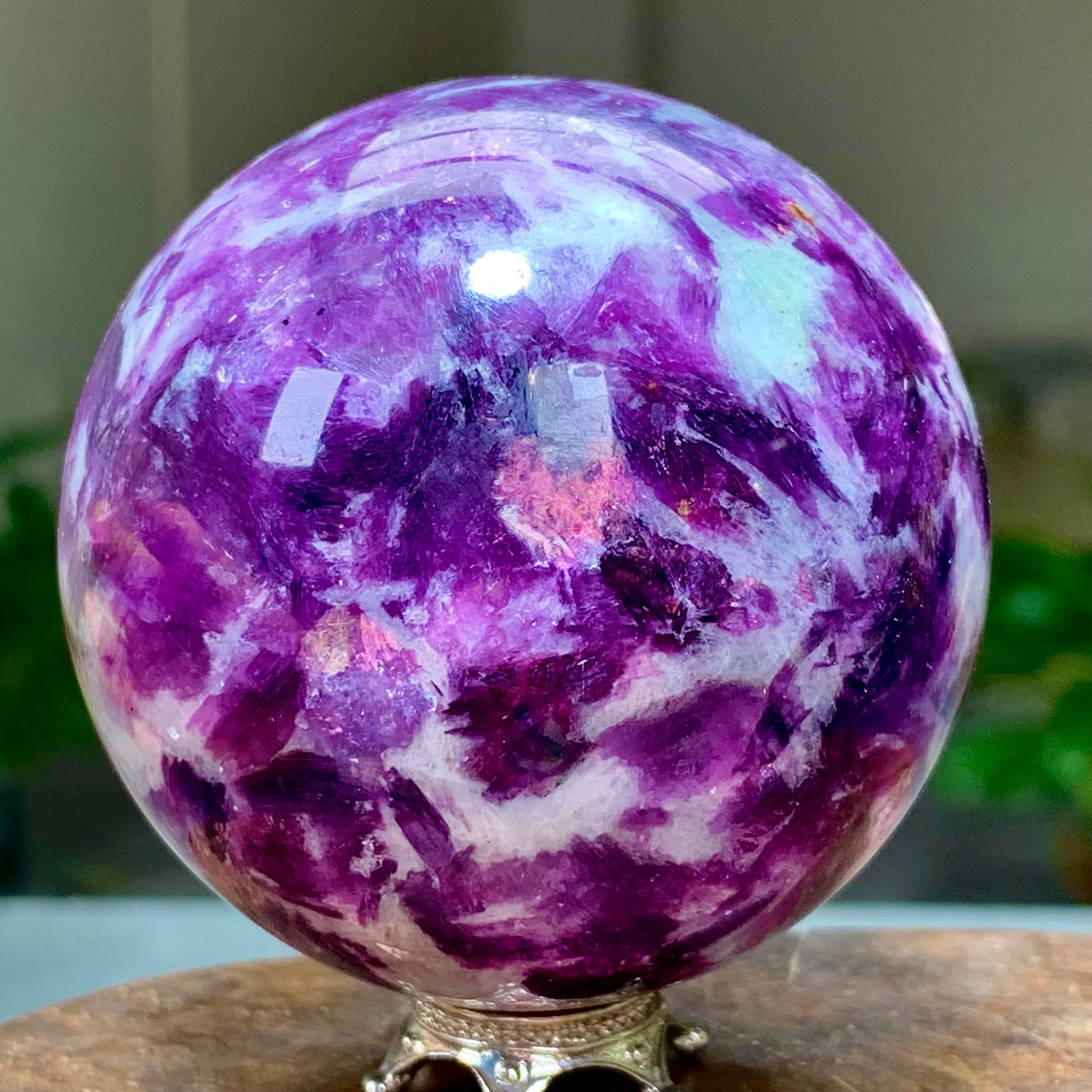 275G Natural Beautiful Purple Lithium Mica Crystal Spherical Mineral Sample