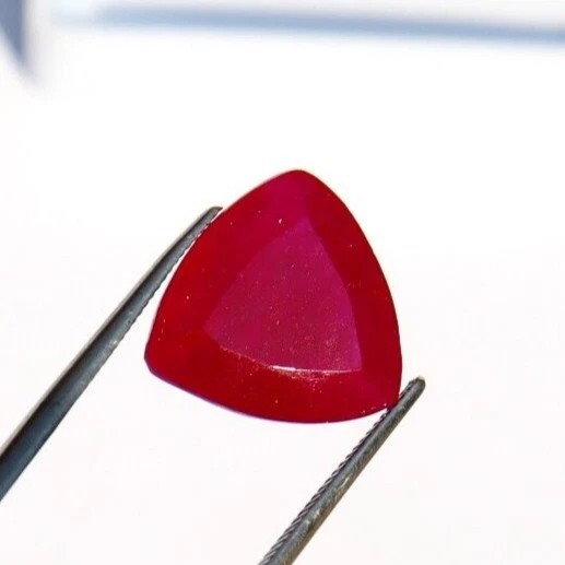 9.50 Ct Loose Gemstone Natural Red Beryl Bixbite Trillion Cut Utah Certified