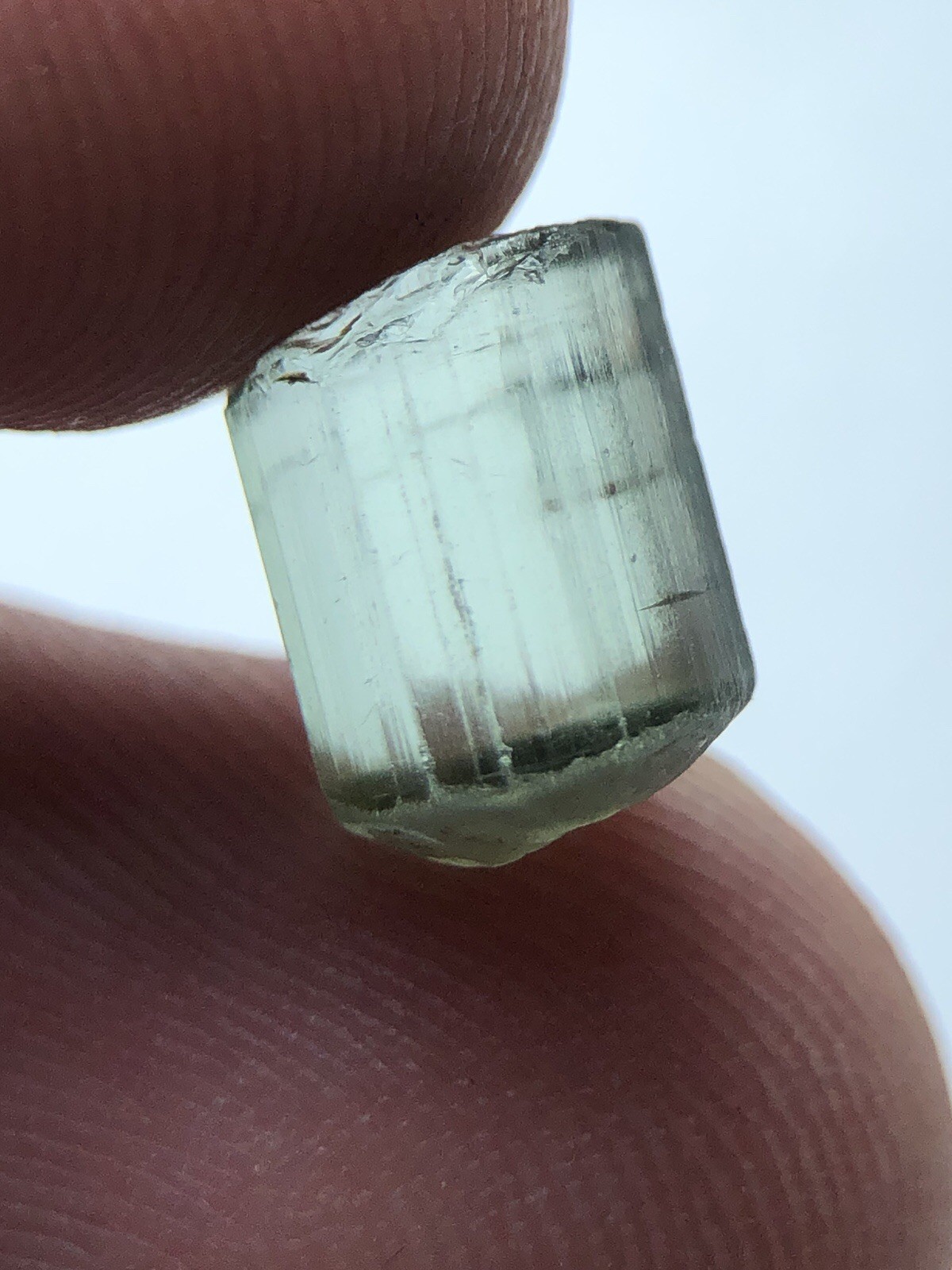 Facet Rough Tourmaline From Afghanistan. 4 Ct Clarity Eye Clean C-axis Open.