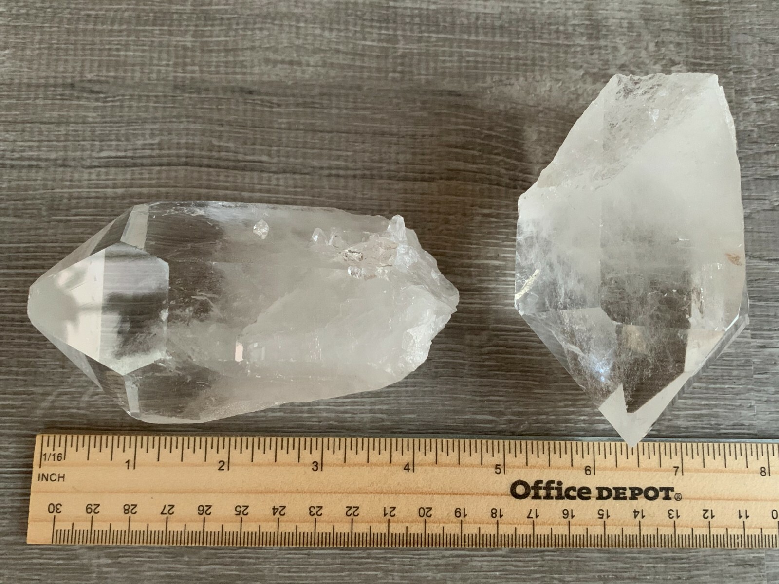 Grade A++ Extra Large Natural Clear Quartz Points, 2 to 6 Inch Quartz Crystals