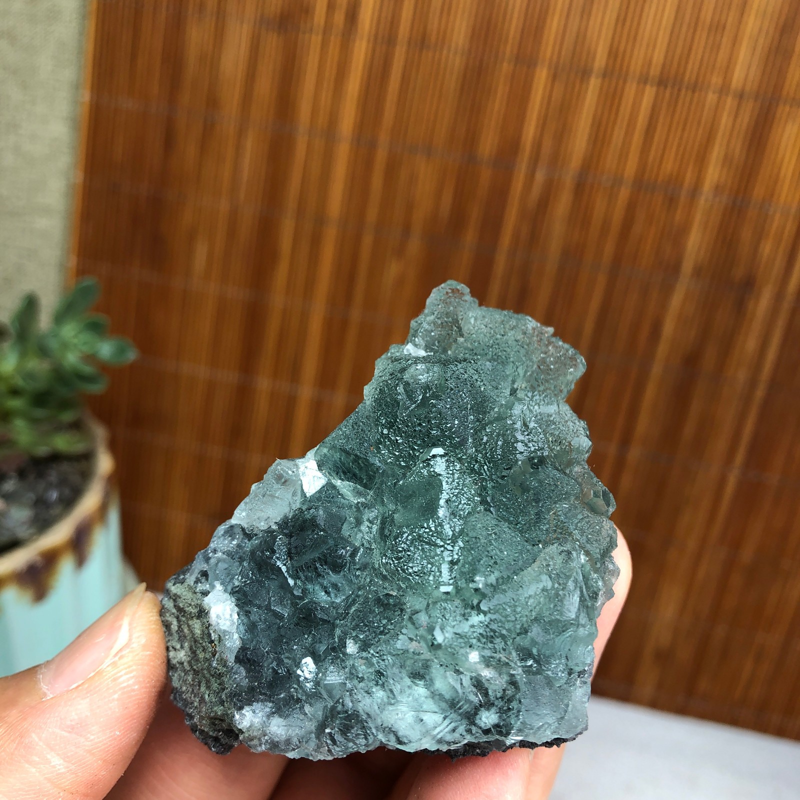 61-42-30mm Rare Natural Green Calcite fluorite Mineral Specimen 85g A6126