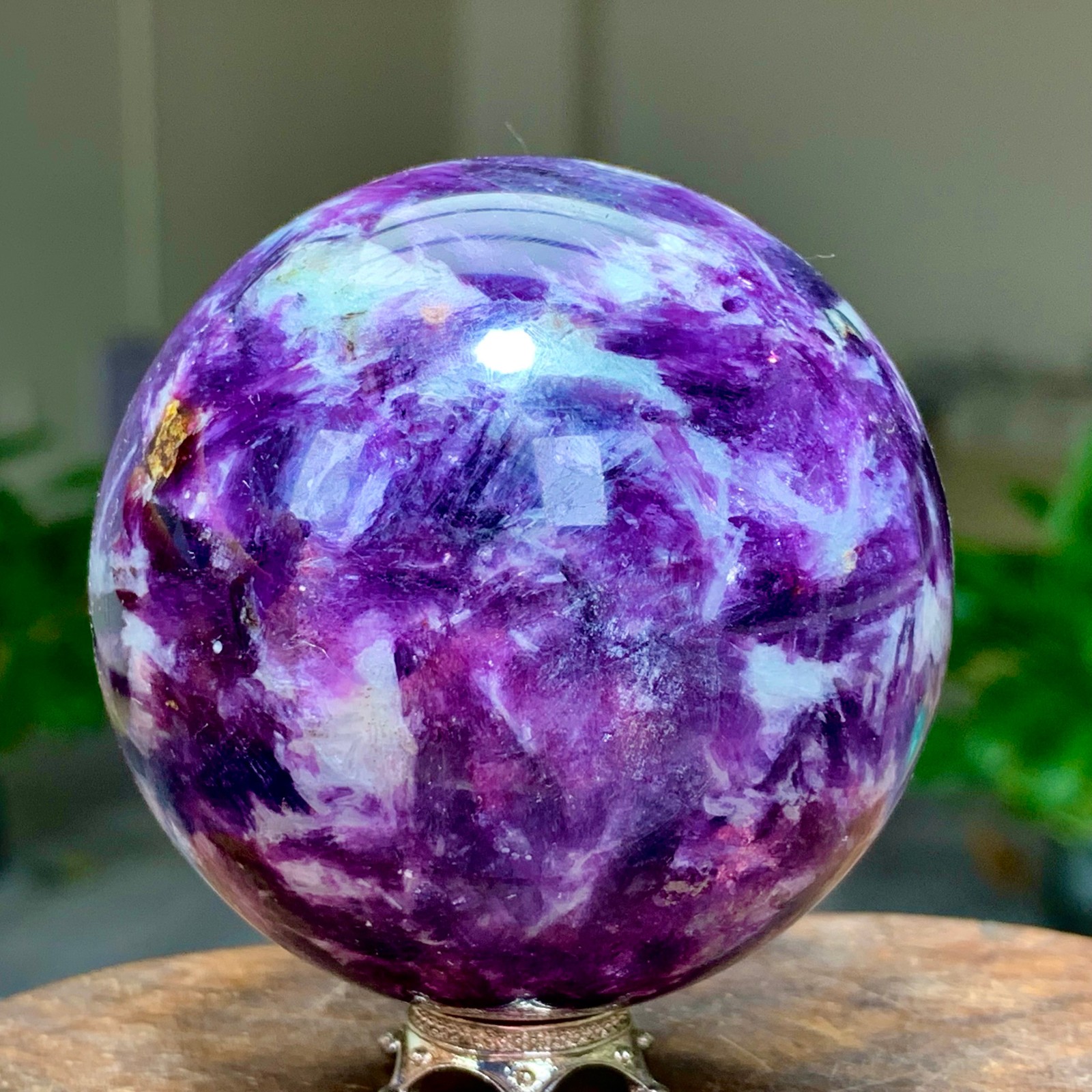 297G Natural Beautiful Purple Lithium Mica Crystal Spherical Mineral Sample
