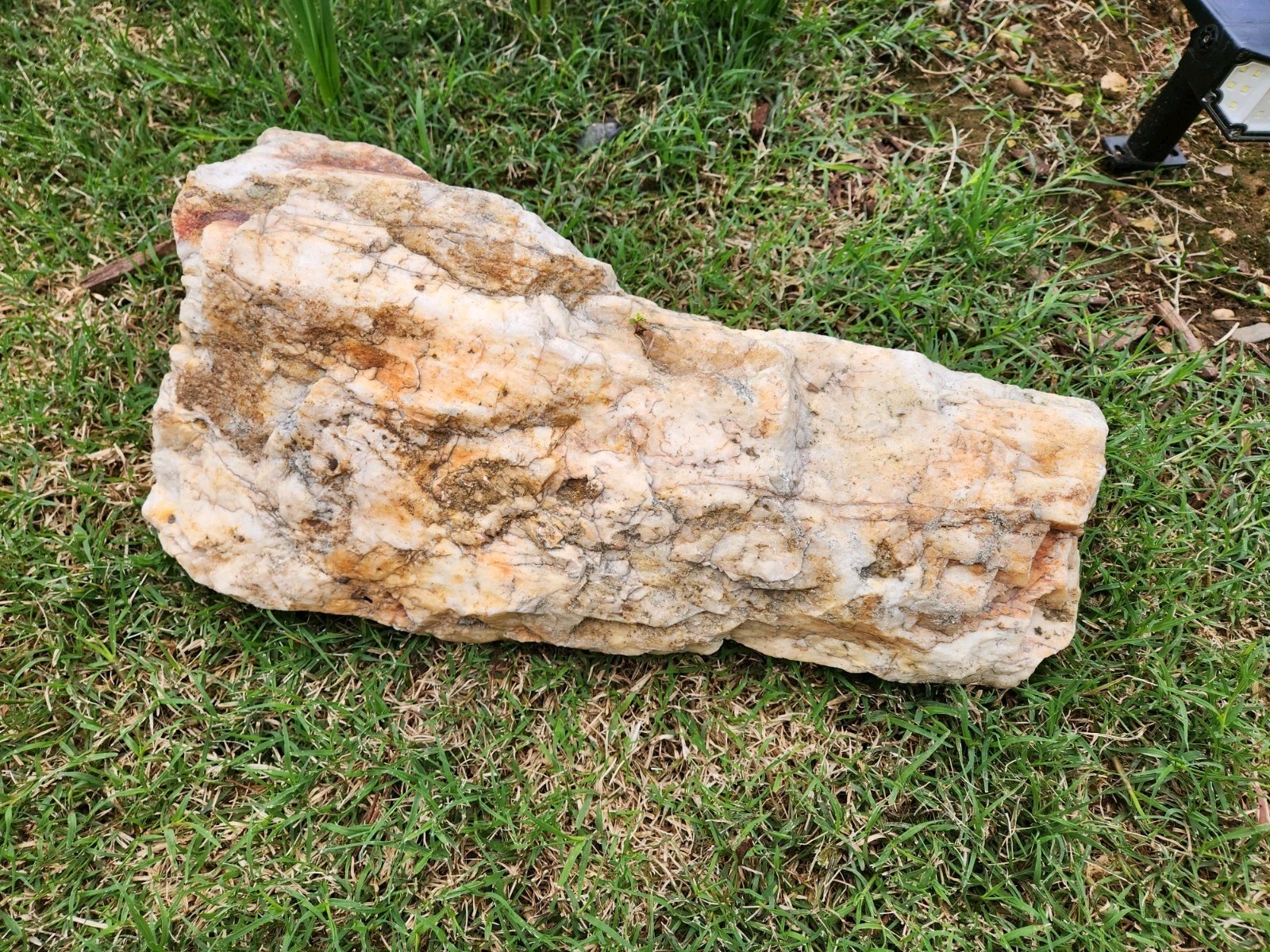 36 LB A+ LARGE NATURAL QUARTZ RED ORANGE PINK WHITE CRYSTAL MINERALS STONE ROCK
