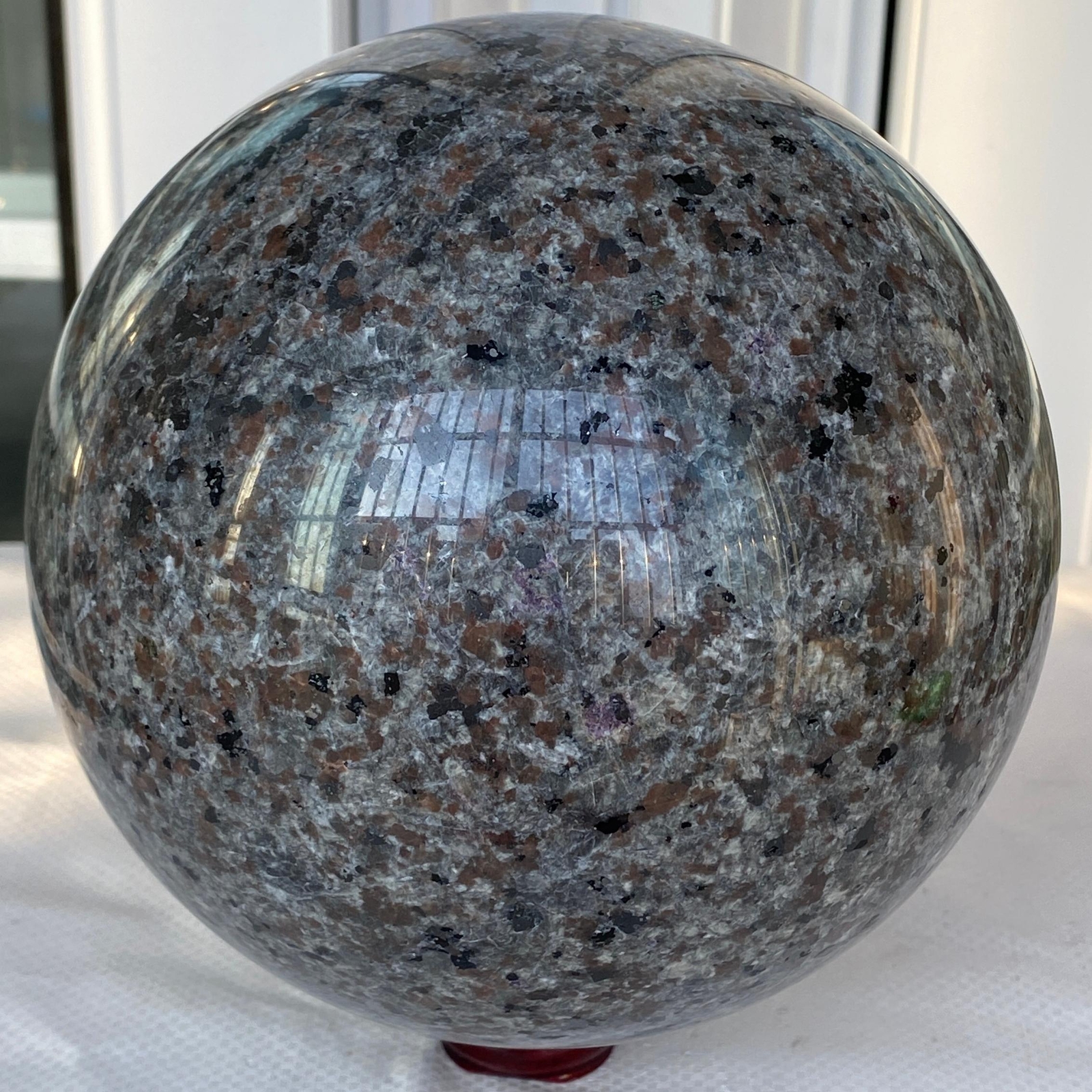 Natural Flame’s stone Sphere crystal ball reiki healing 5660G UV Reactivecrystal