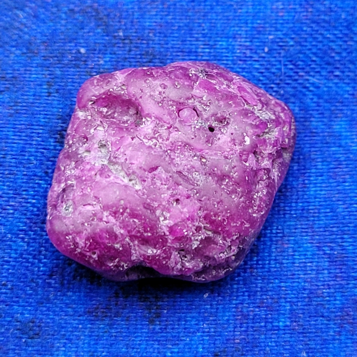 3 UV Glow Reactive Minerals: Ruby, Volcano Agate, Fluorite in Floating Display