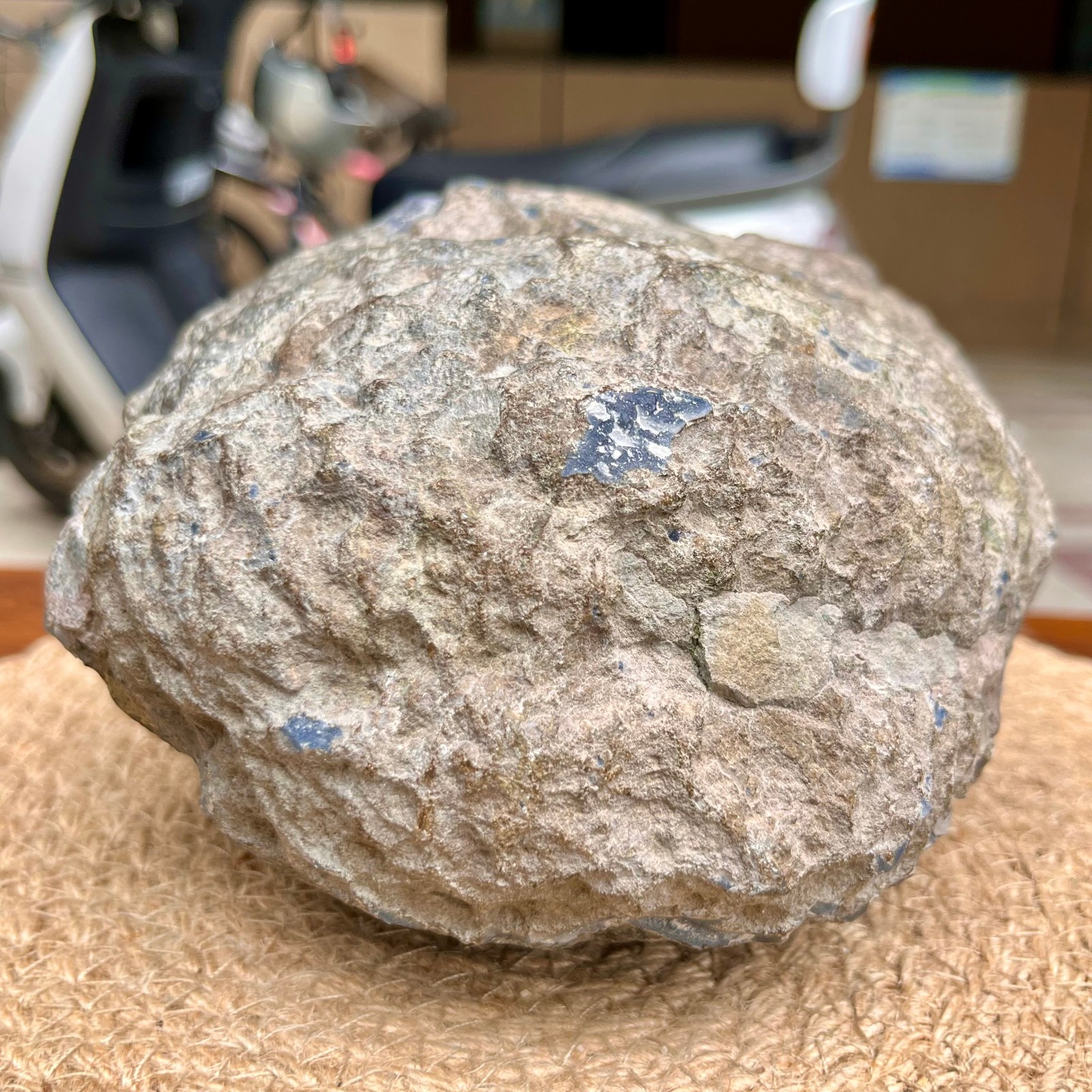 5.8 lb Natural Crystal agate Cluster Cave Gift Display Stone Decor