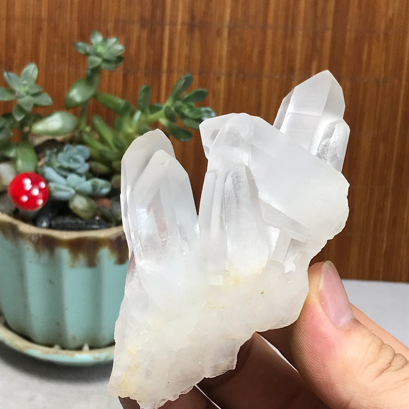 98-53-33mm Natural crystal clusters pretty Quartz Mineral Specimen 115g A6988