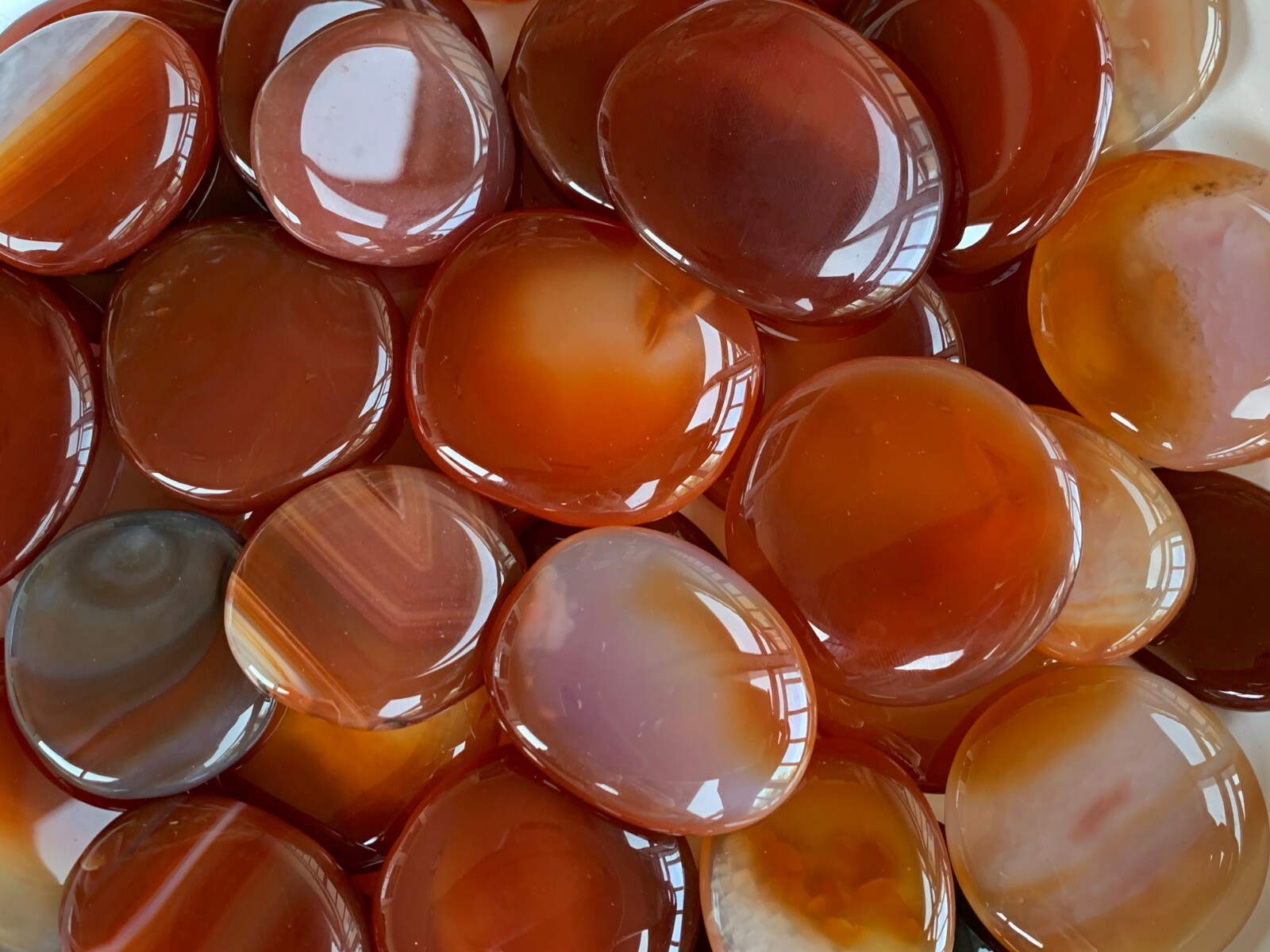 Carnelian Smooth Stone, 1.5″-2″ Polished Carnelian Palm Stone, 0.5 lb to 4.4 lb