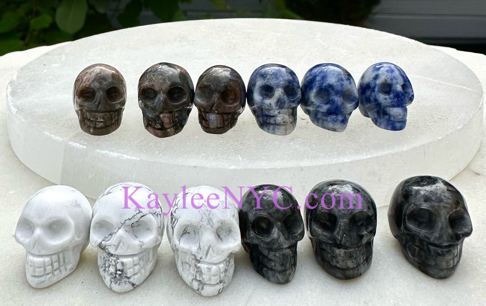 Wholesale lot 12 Pcs 22mm Natural Crystal Mini Skulls Healing Energy