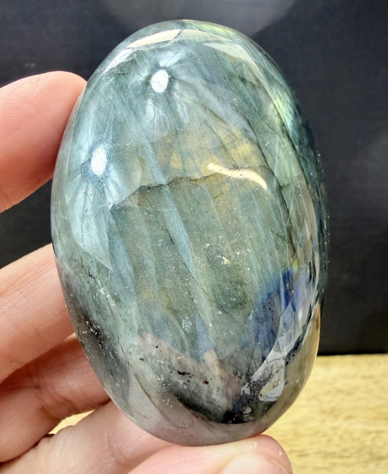 Crystal Labradorite Palmstone heal reiki mindfulness Aura meditate Flash 146g 2