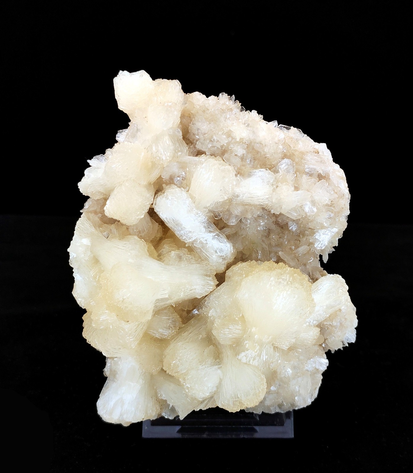Natural Bow-Tie Stilbite Cluster On Heulandite Minerals #31
