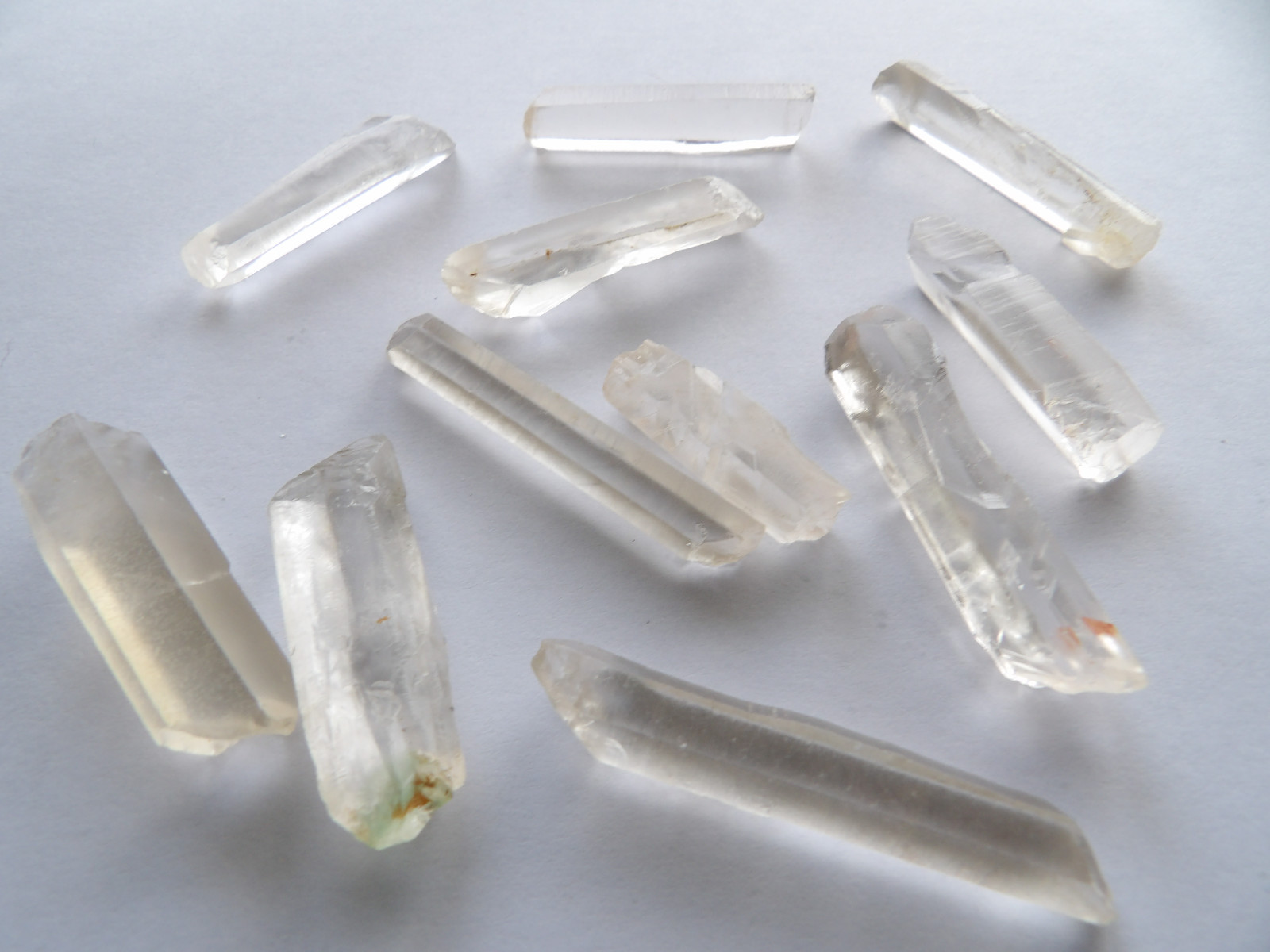 Himalayan Quartz Crystal Shards 50g pack 10-20 Unpolished Points and Chips