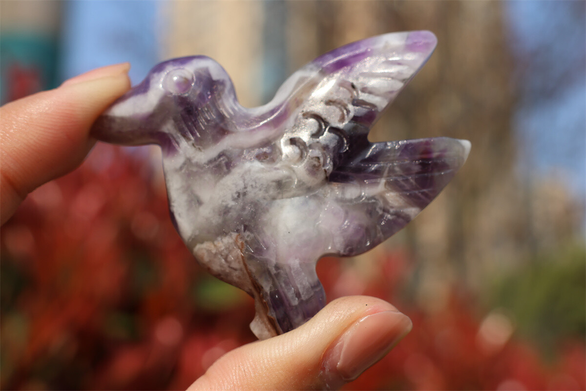 2.3” Hand Carved Natural Dream amethyst Hummingbird Crystal figurine gift 1pc
