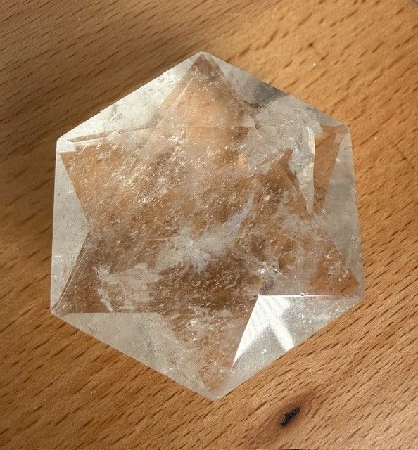 High Quality Brazilian Clear Quartz Hexagon Faceted Star E90