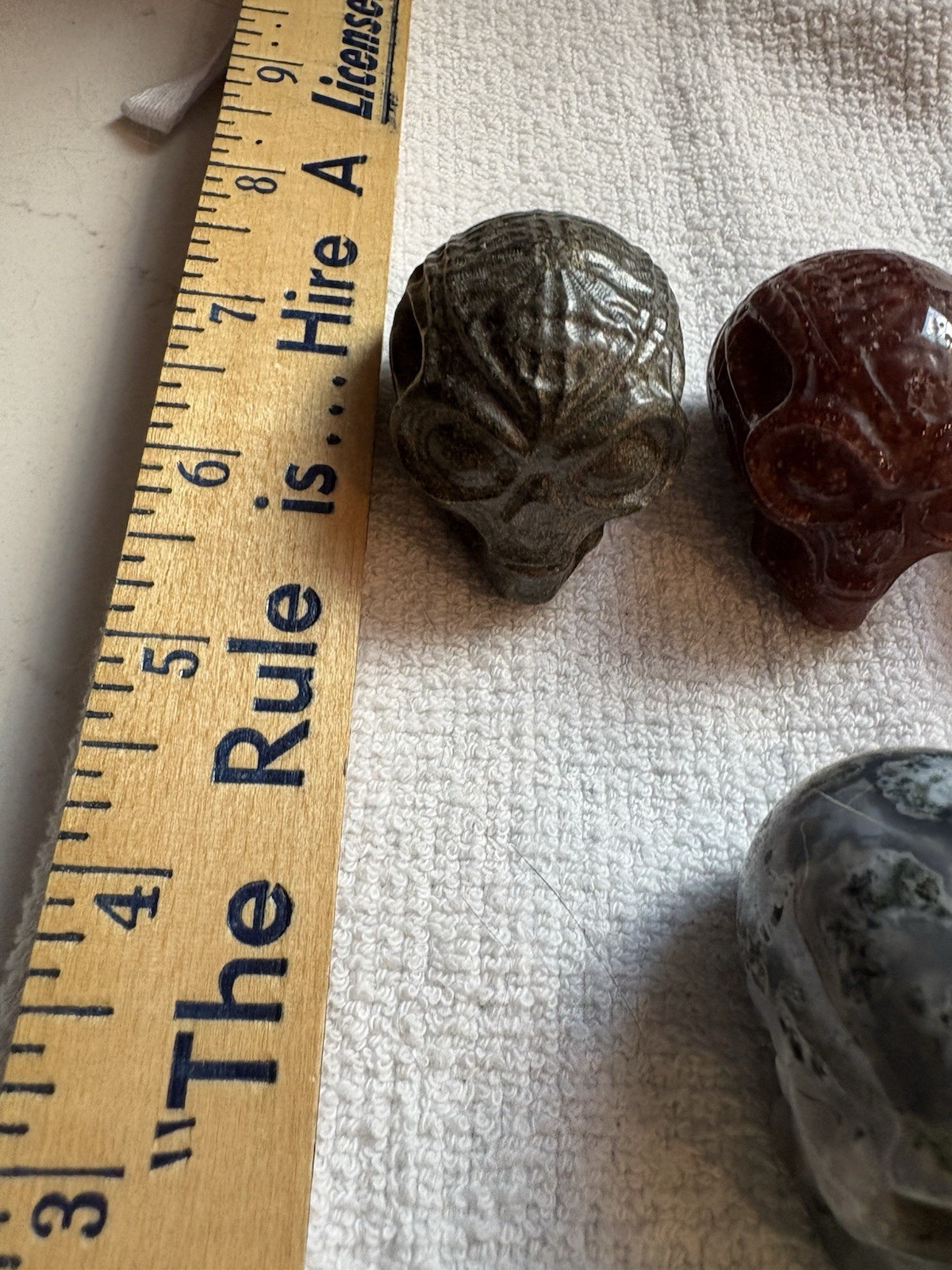 Lot If 8 Mini Skulls Human And Alien Green Moss Agate Pyrite Tiger Iron Eye