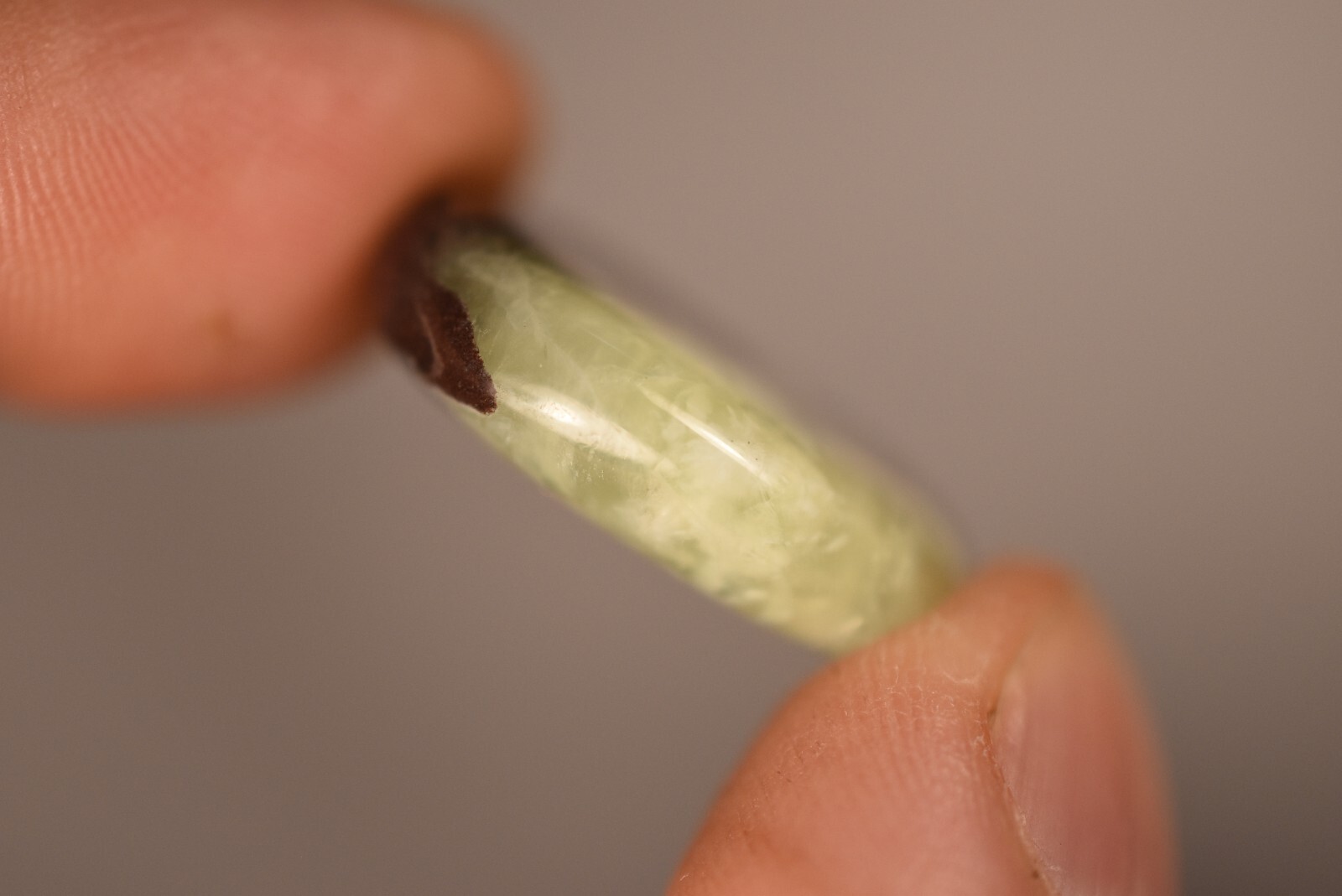 *AUSTRALIAN PREHNITE* Flat Stone 2.5cm 10g Palm Worry Natural Stone