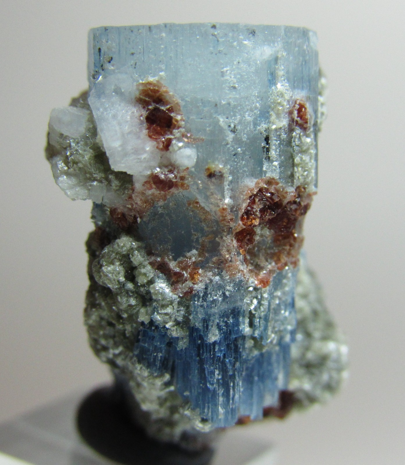 MIRACULOUS RARE ALKALI-RICH AQUAMARINE BERYL W/ GARNET!!! NEW FIND PAKISTAN