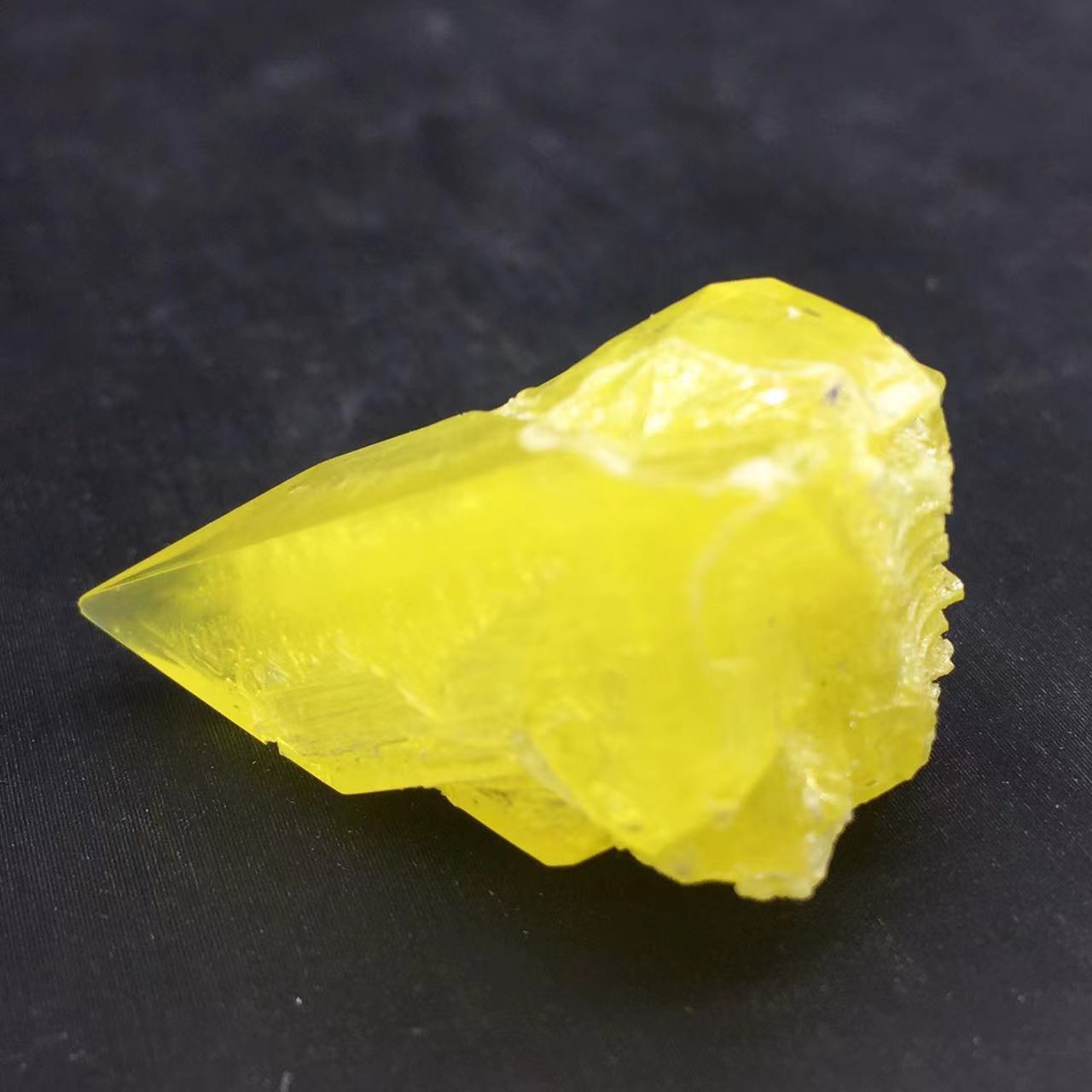 Natural Sulfur Sulphur Quartz Crystal Cluster Specimen Reiki Raw Gemstone 1Pc