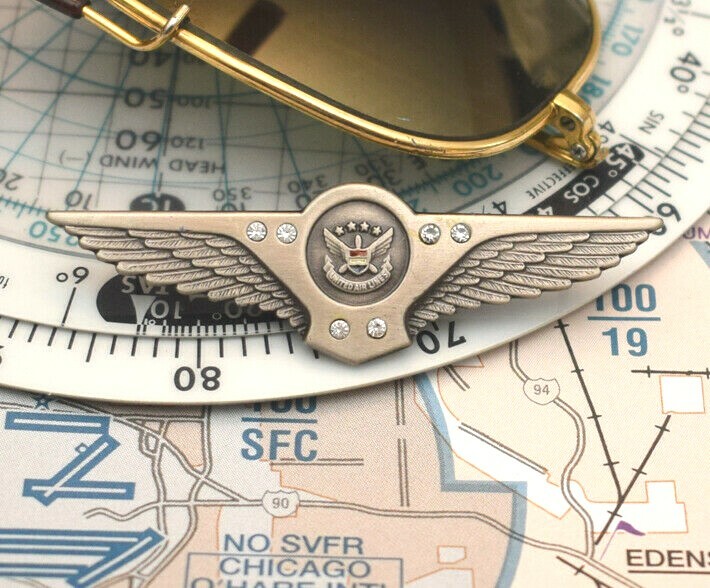 United Flight Attendant Six 3pt Diamonds 35-39 Years of Service ***New Price***