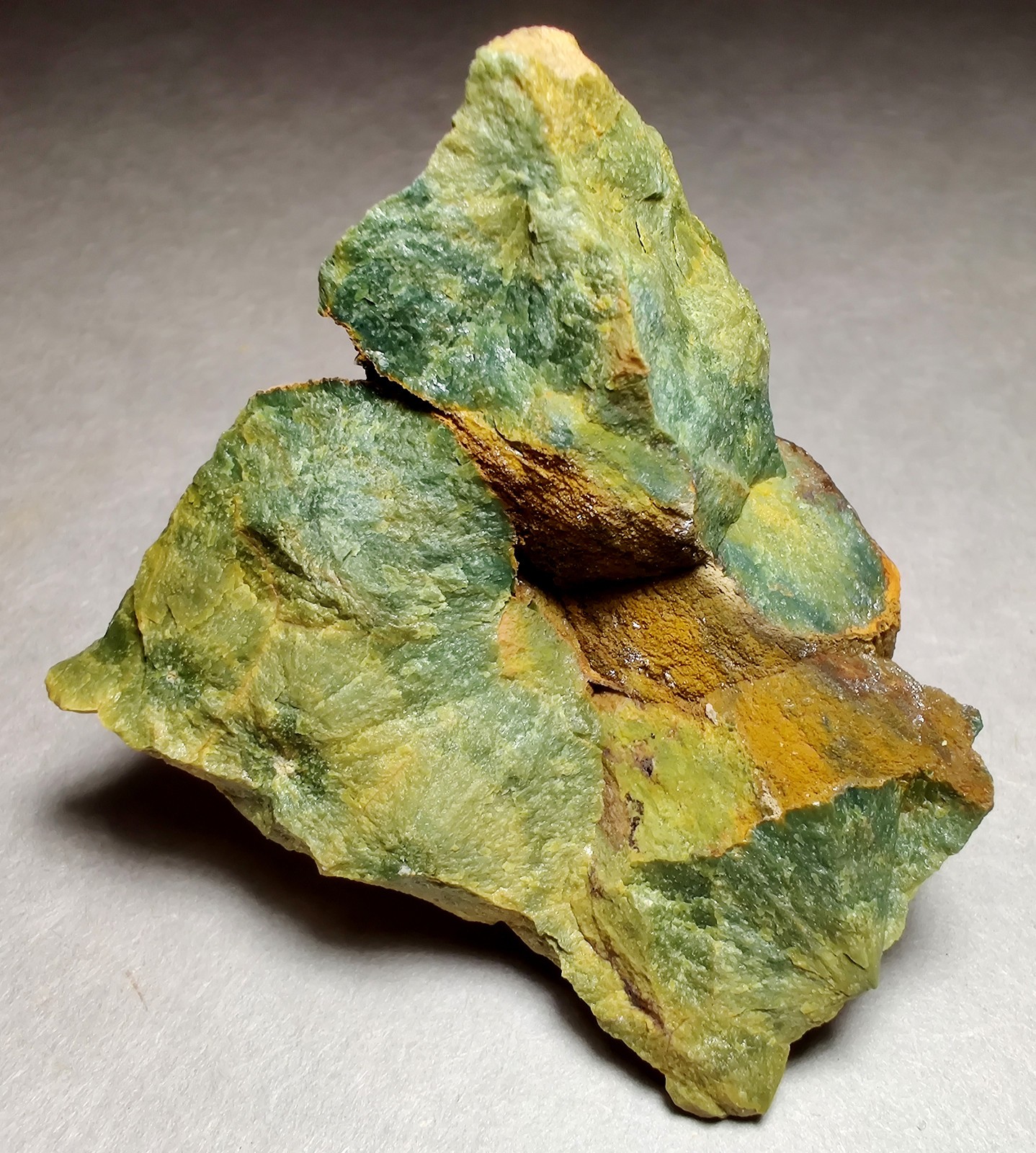Ocean Jasper with very unique form. Kabamby, Madagascar. 81 grams.