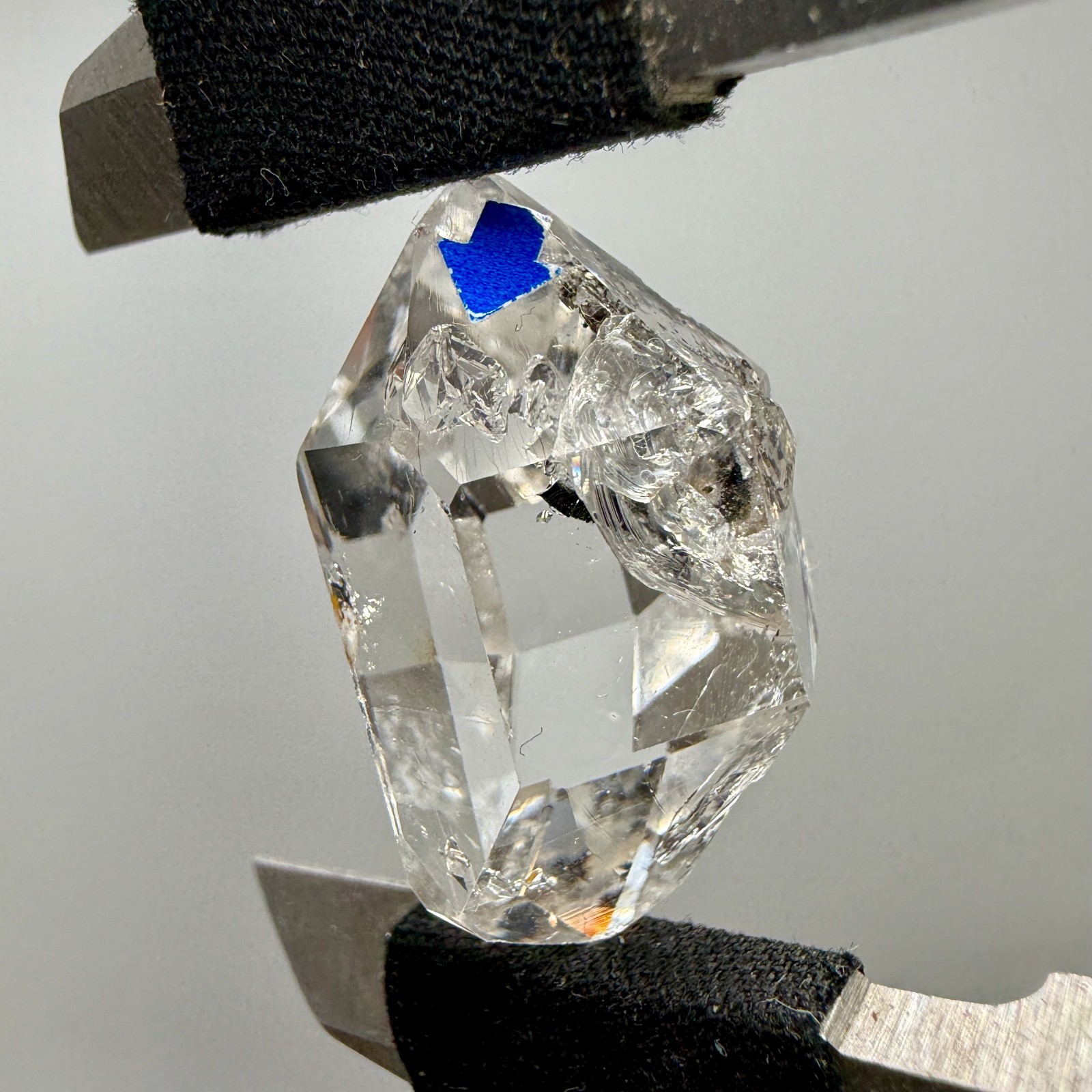 8.63 g Enhydro Herkimer Diamond Gem w/ Moving Gas Bubble, A-Grade Clarity