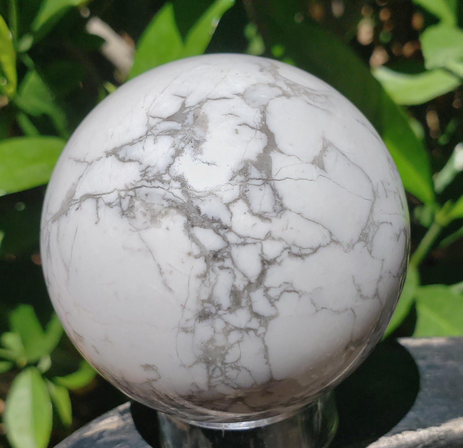 2.28″ Howlite Quartz Crystal Sphere Orb Ball, 300g or 10.6 oz
