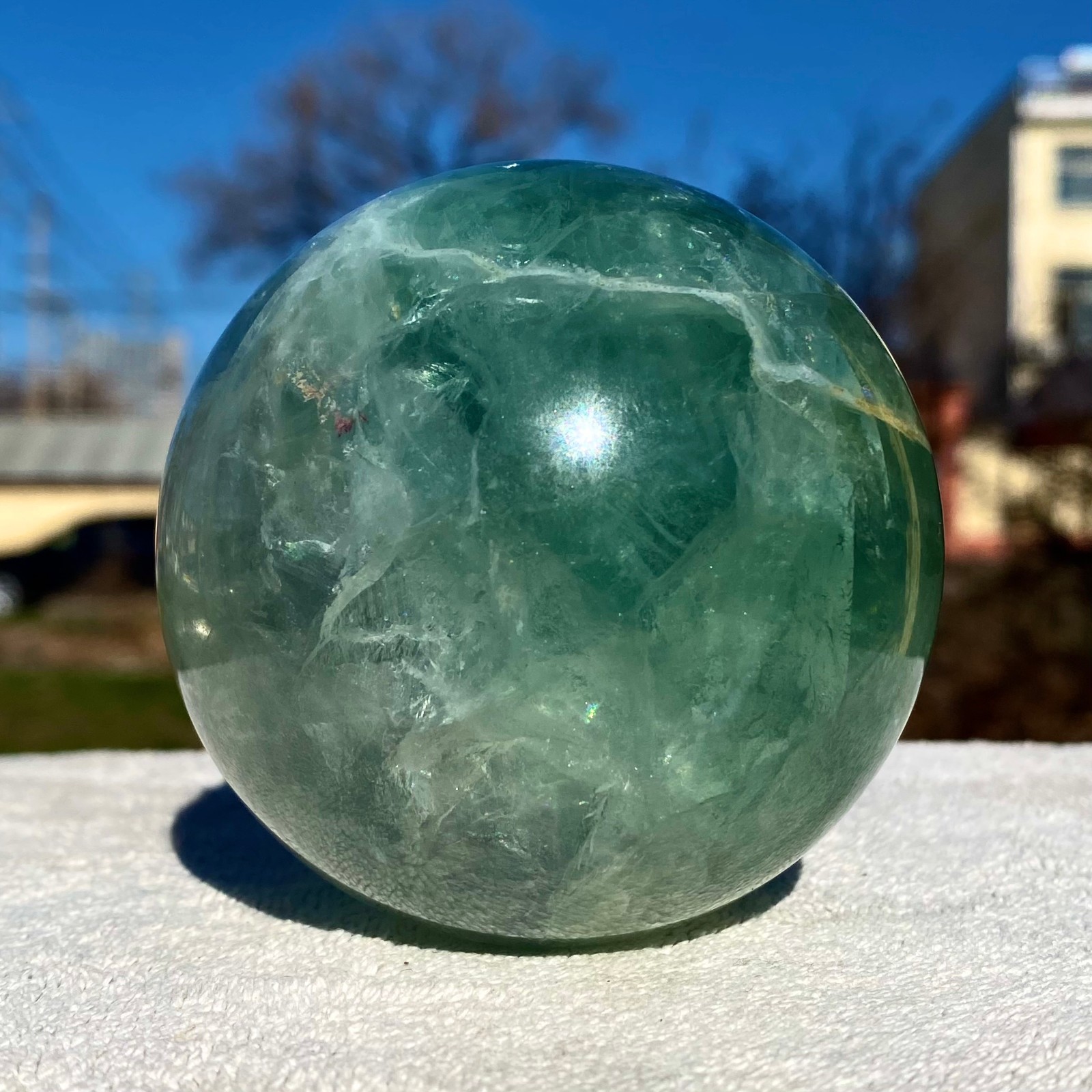 1.54LB Natural Green Fluorite Quartz Sphere Crystal Ball Healing Decoration