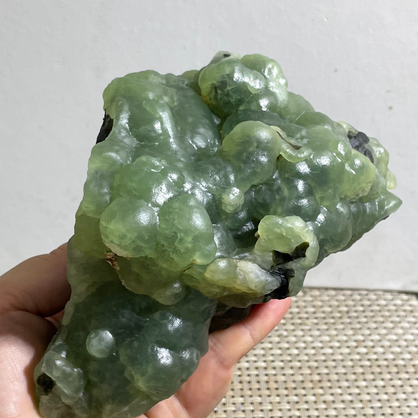 Natural green chalcedony grape agate crystal specimen Indonesia 1157g b105