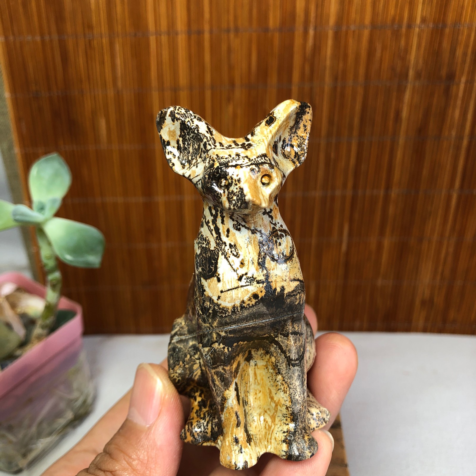Rare Natural Traditional Chinese Painting Hand Carving Animal Model 136g g8395