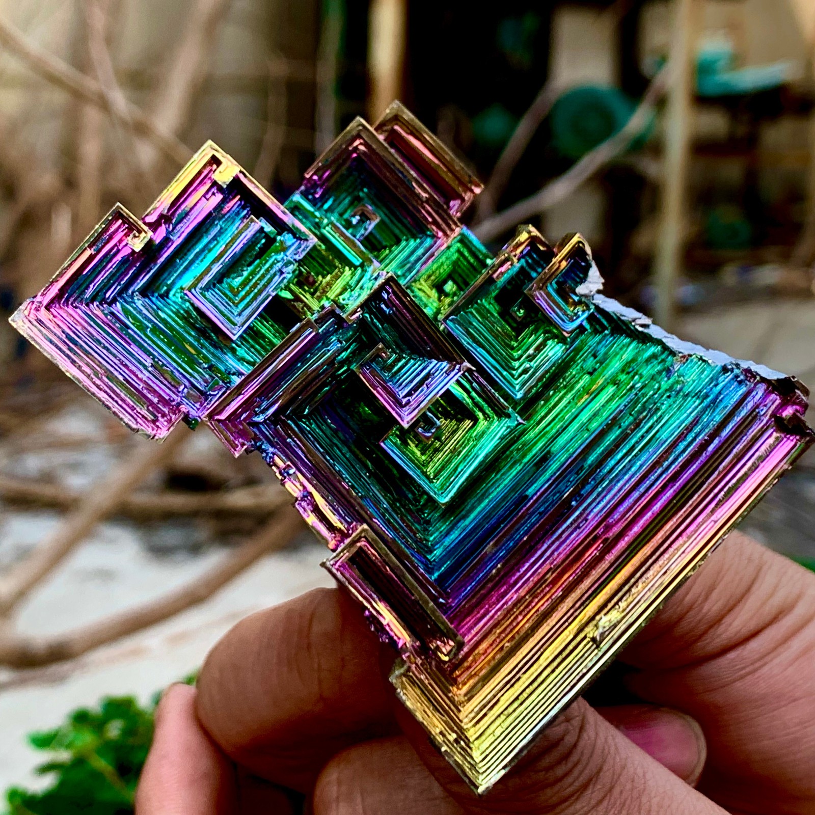 220G A+++ Gram rainbow crystal element Bi gemstone Mineral specimen