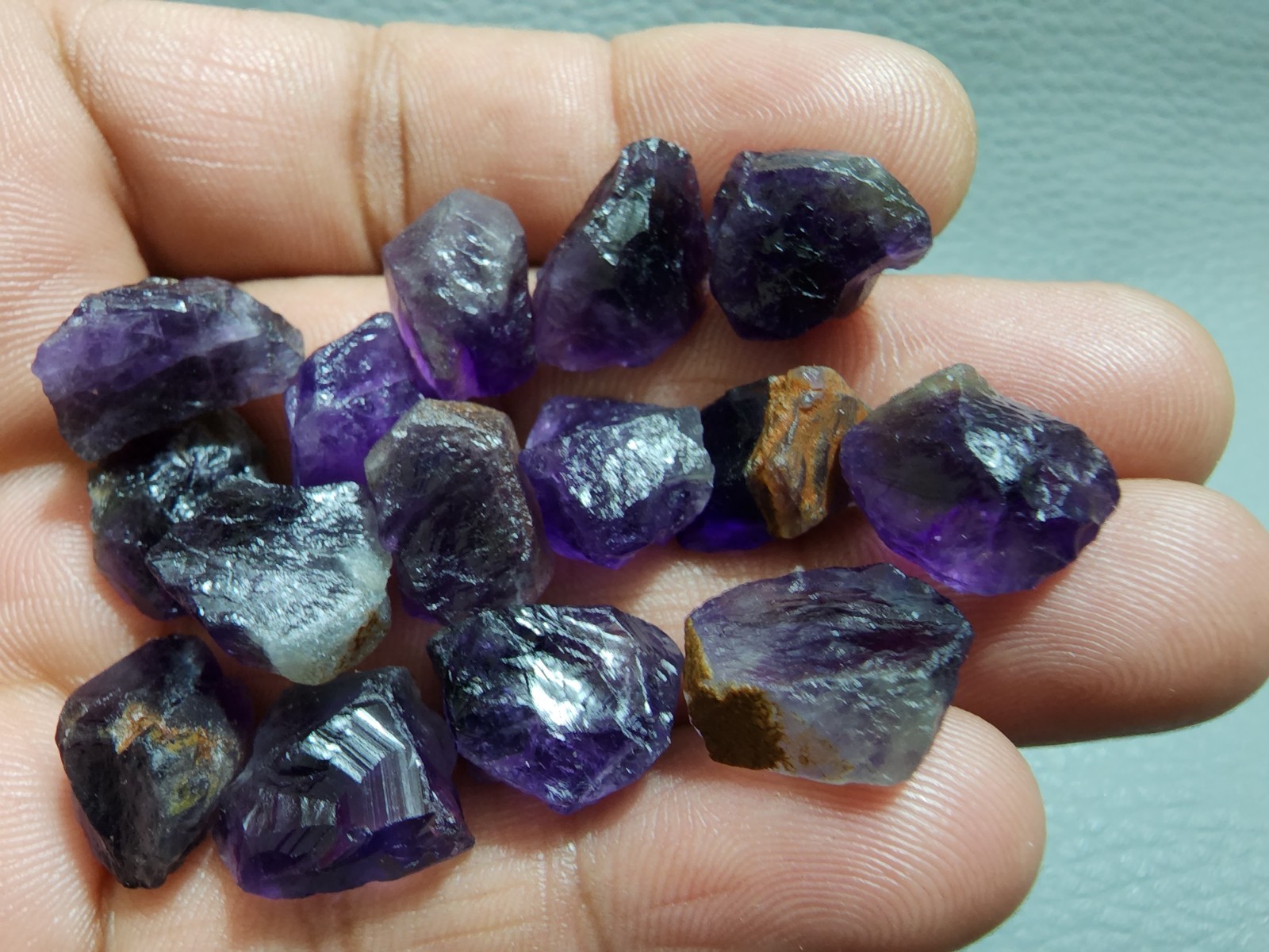 15 Pcs Gorgeous Purple Amethyst Rough Gemstone Crystal Rough Raw Size 13-17 MM
