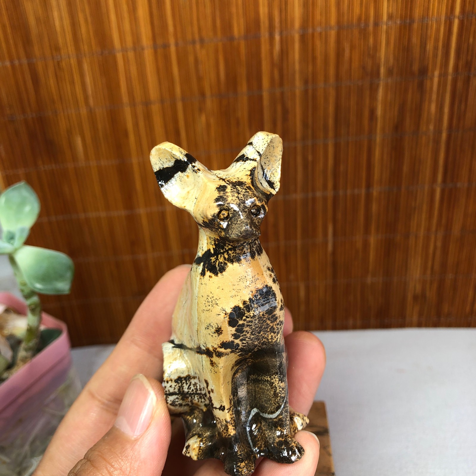 Rare Natural Traditional Chinese Painting Hand Carving Animal Model 109g g8392