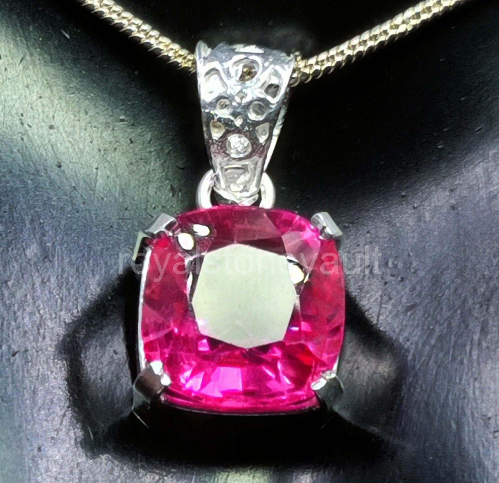 29.10 Ct Natural Pink Ruby Pendant Cushion Shape 925 Silver IGL Certified 5JOY