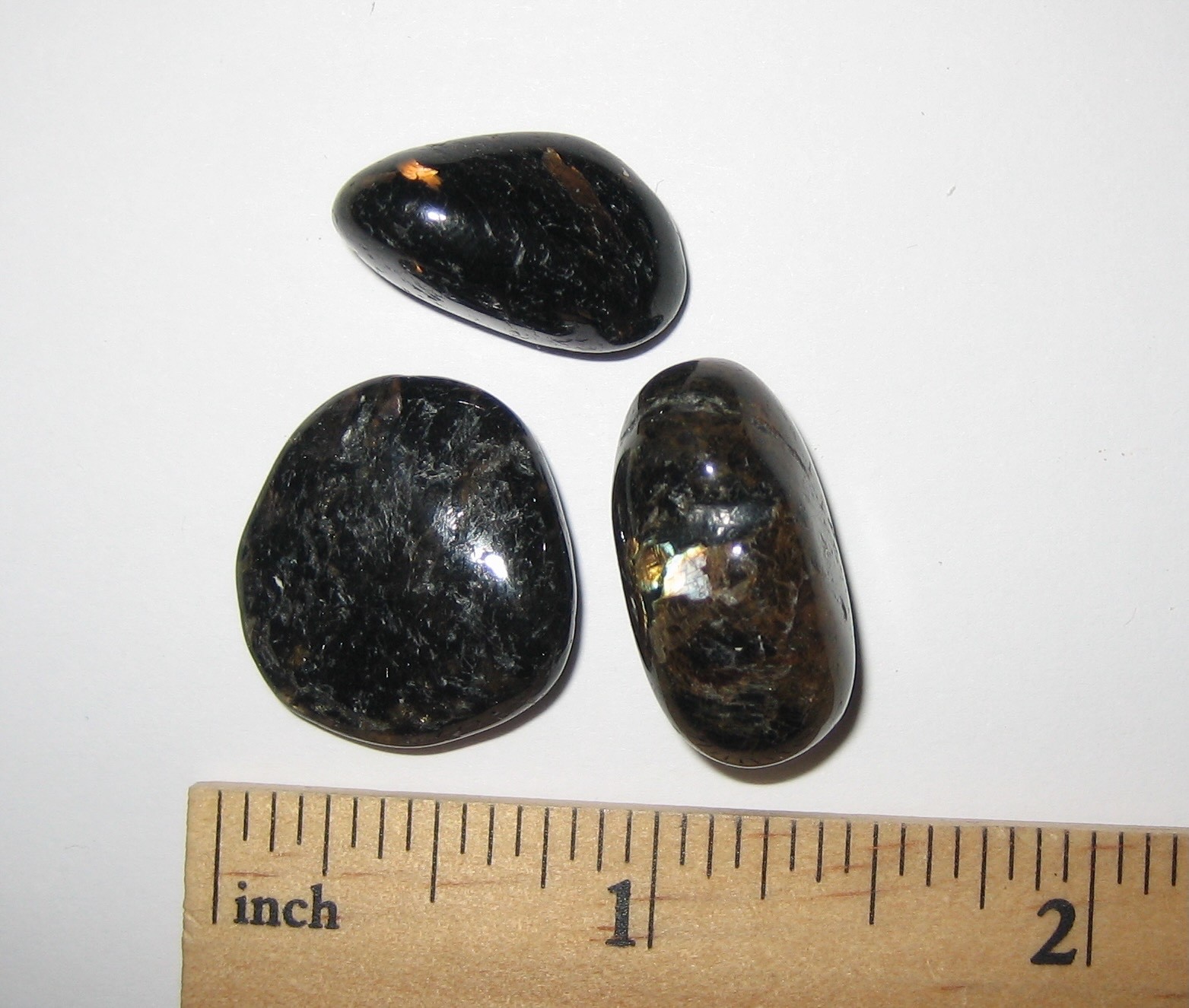 3 RARE TUMBLED POLISHED AUTHENTIC NUUMMITE STONES FROM GREENLAND ~ 14.8grams *2