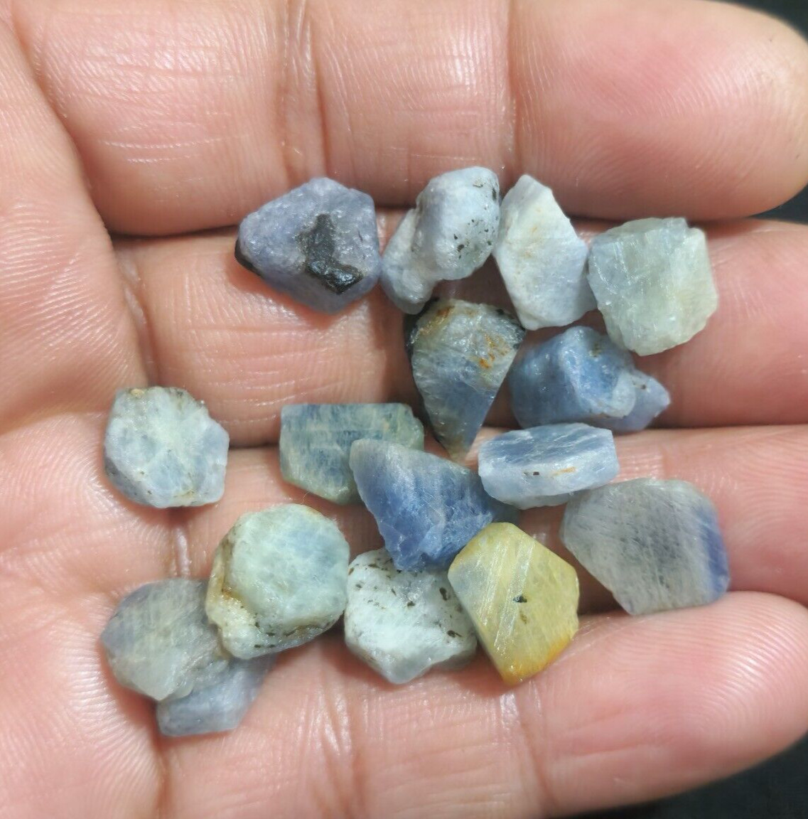 Attractive Madagascar Blue Sapphire Raw 116.30 Crt Size 11-14 MM Loose Gemstone