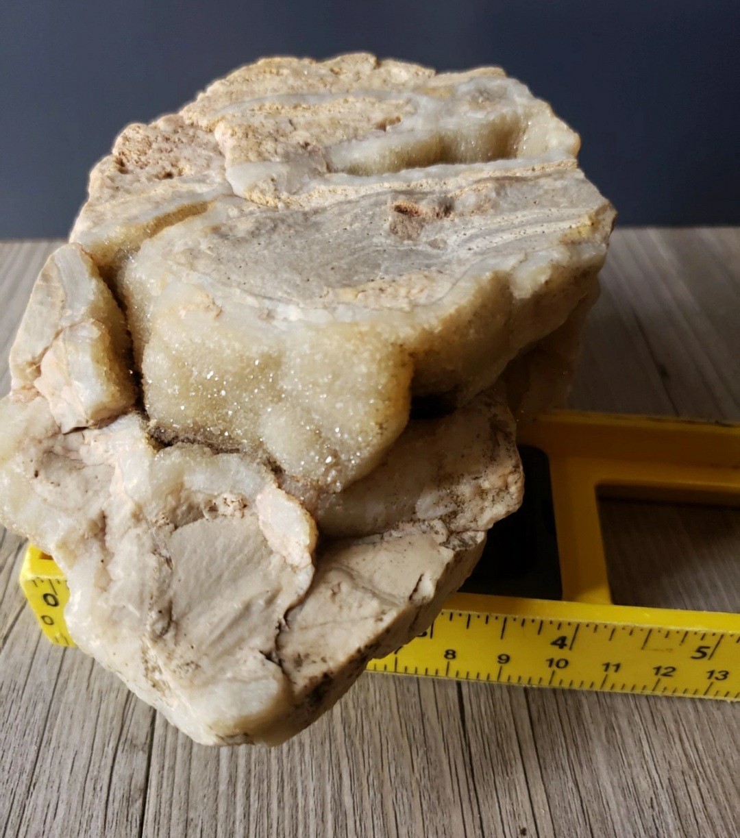 Set Of 3 Geode Rocks.Quartz Agate Quarter Piece Decor 5.5″ X 4″ And 5×3 ” 6×4″