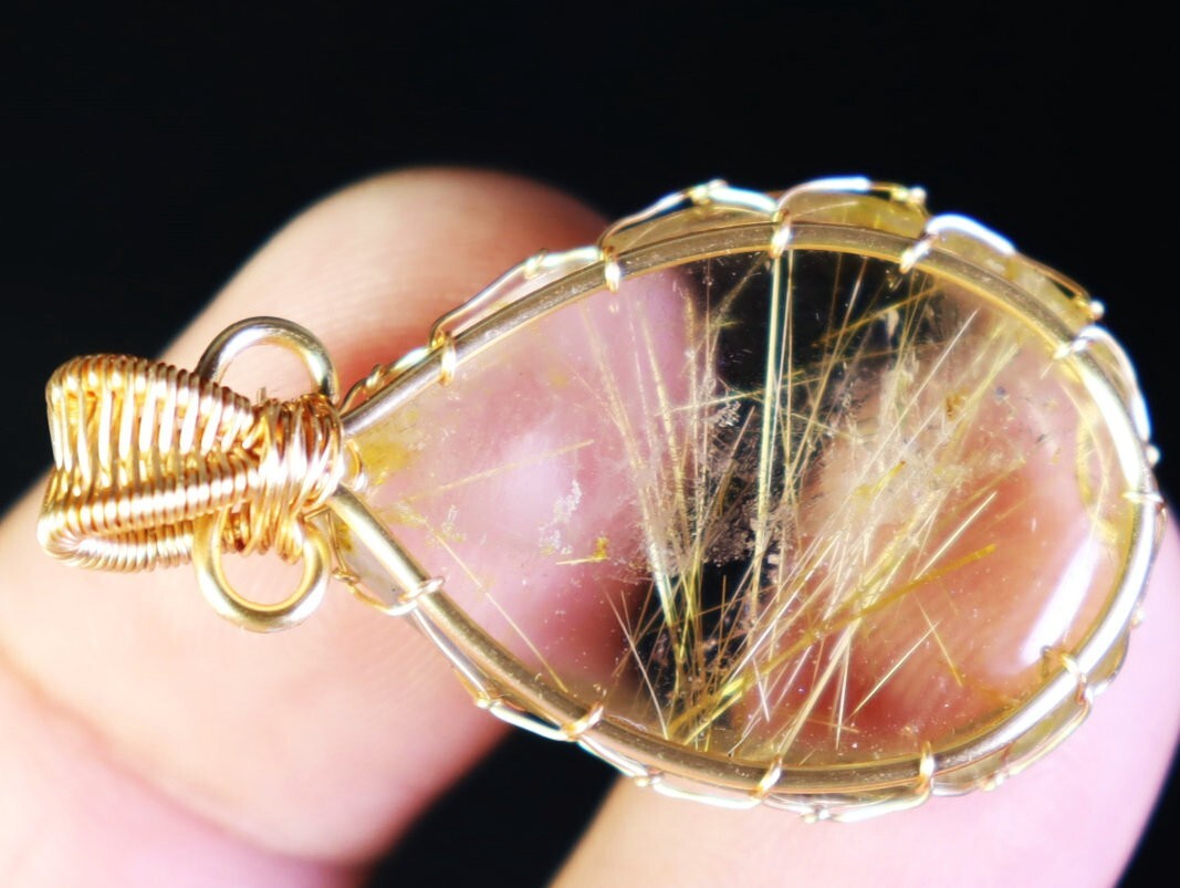 Natural Clear Golden Sun Rutilated Titanium Quartz Crystal Stone Pendant Healing