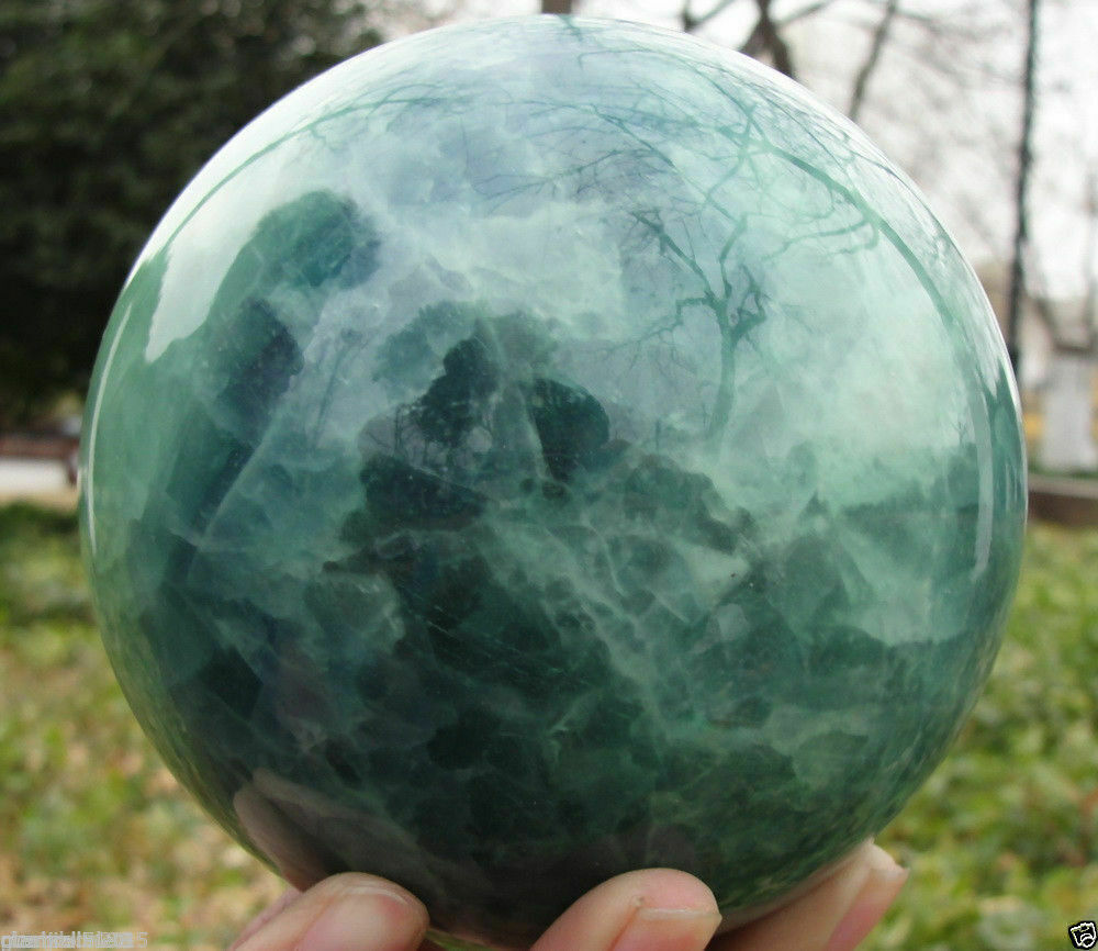 AAA+++ 80MM Glow In The Dark Stone crystal Fluorite sphere ball AA
