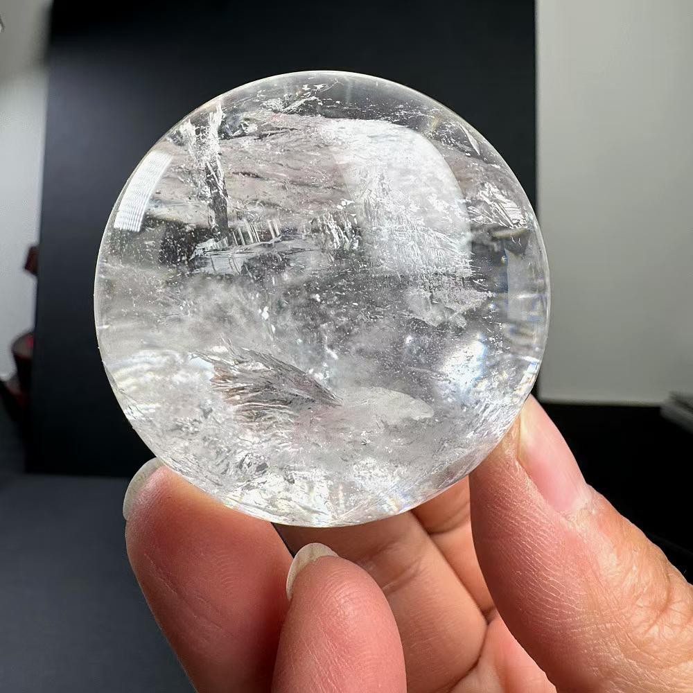 175g Natural Rainbow White Quartz Sphere Crystal Ball Reiki Decor