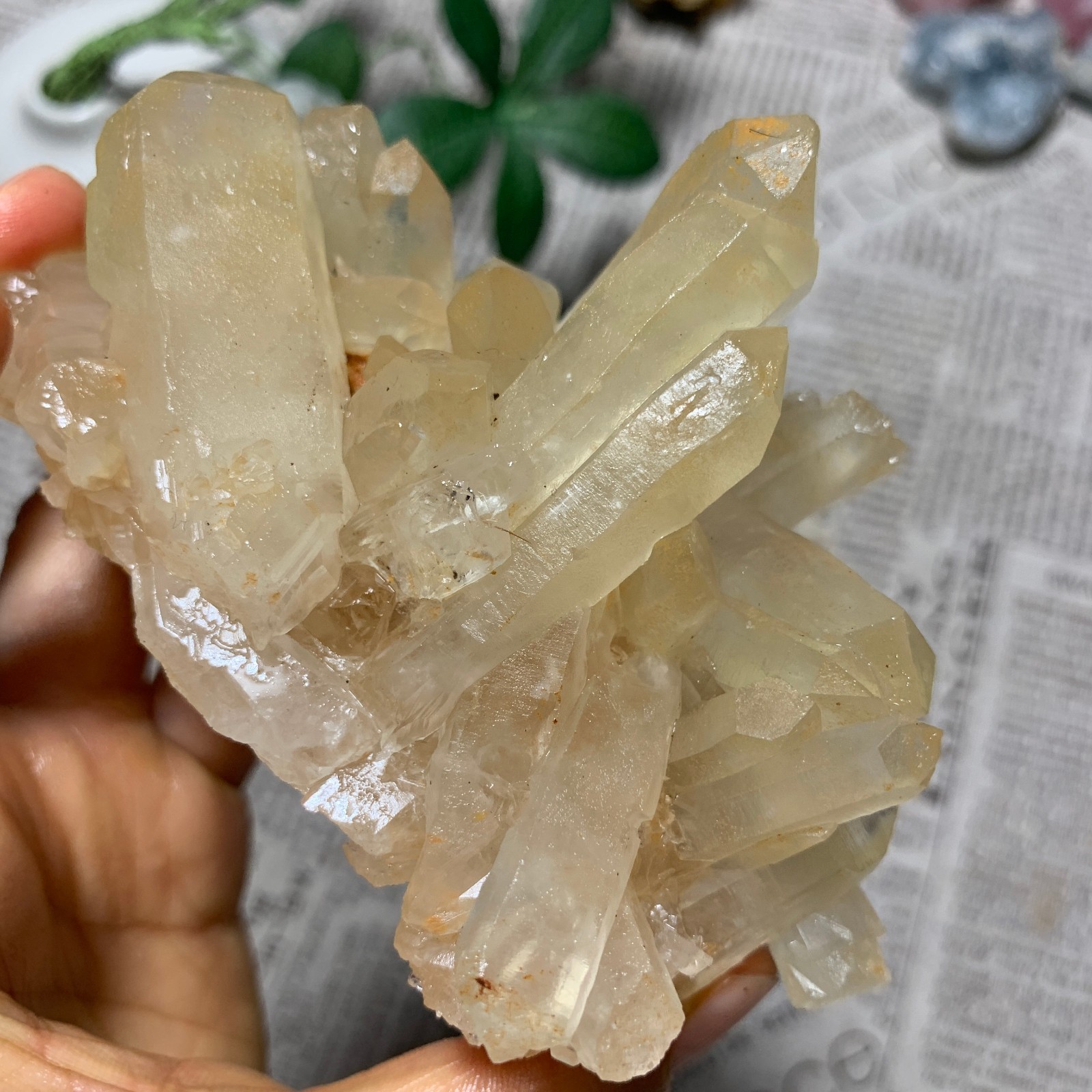 449g Natural white crystal cluster point mineral specimen Chakras Healing