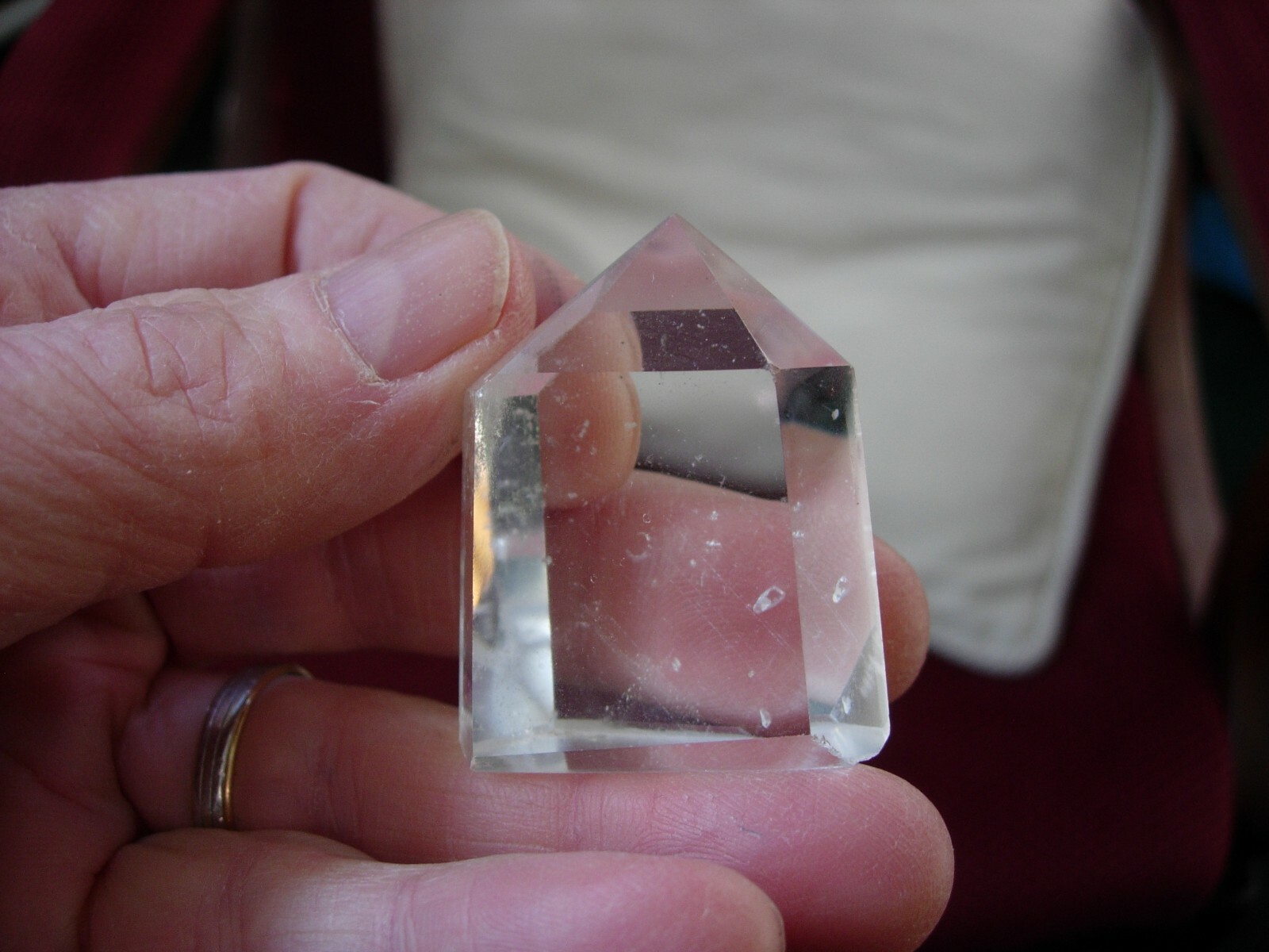 quartz crystal point no 4M
