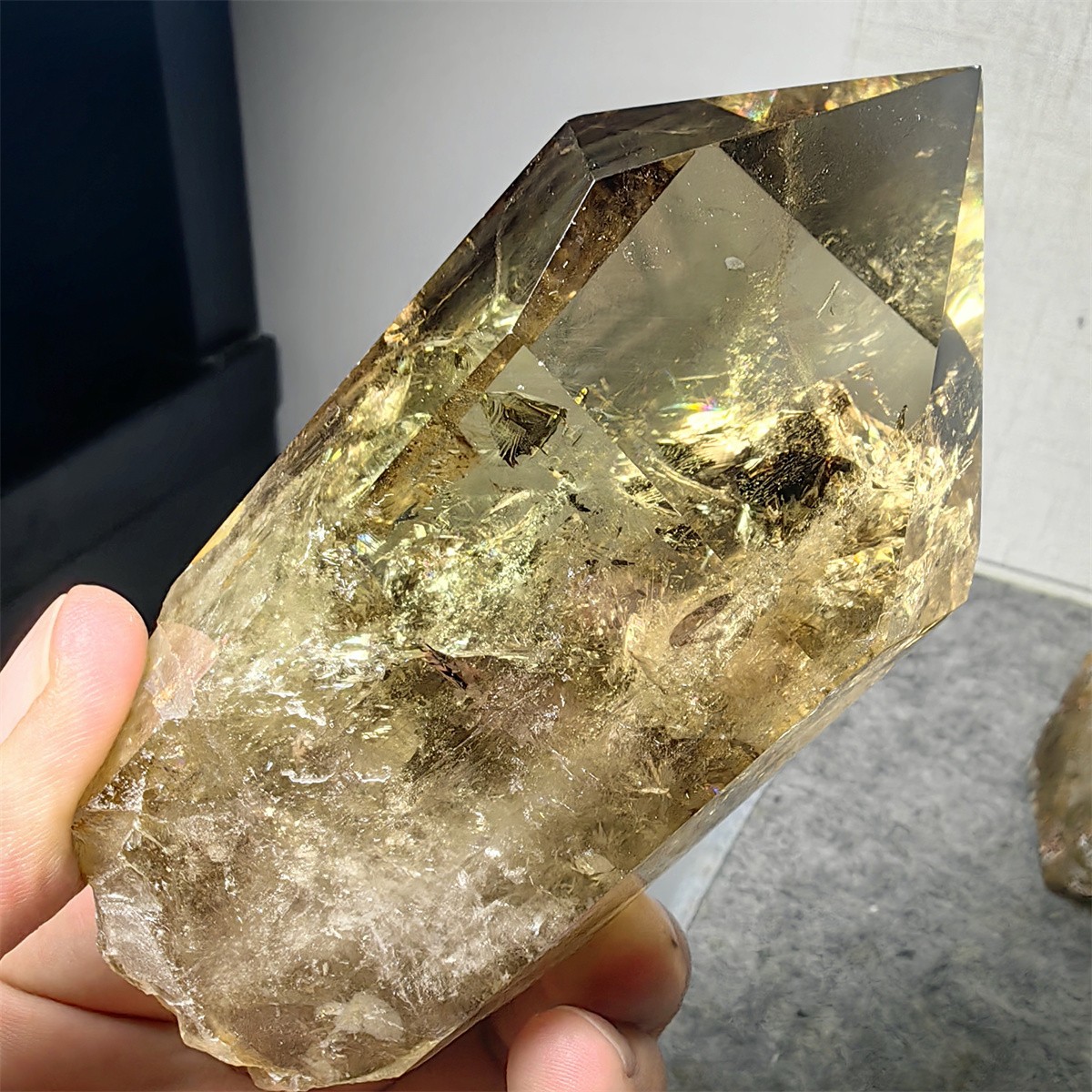 390g Natural rainbow Citrine crystal Obelisk wand point healing specimen L37