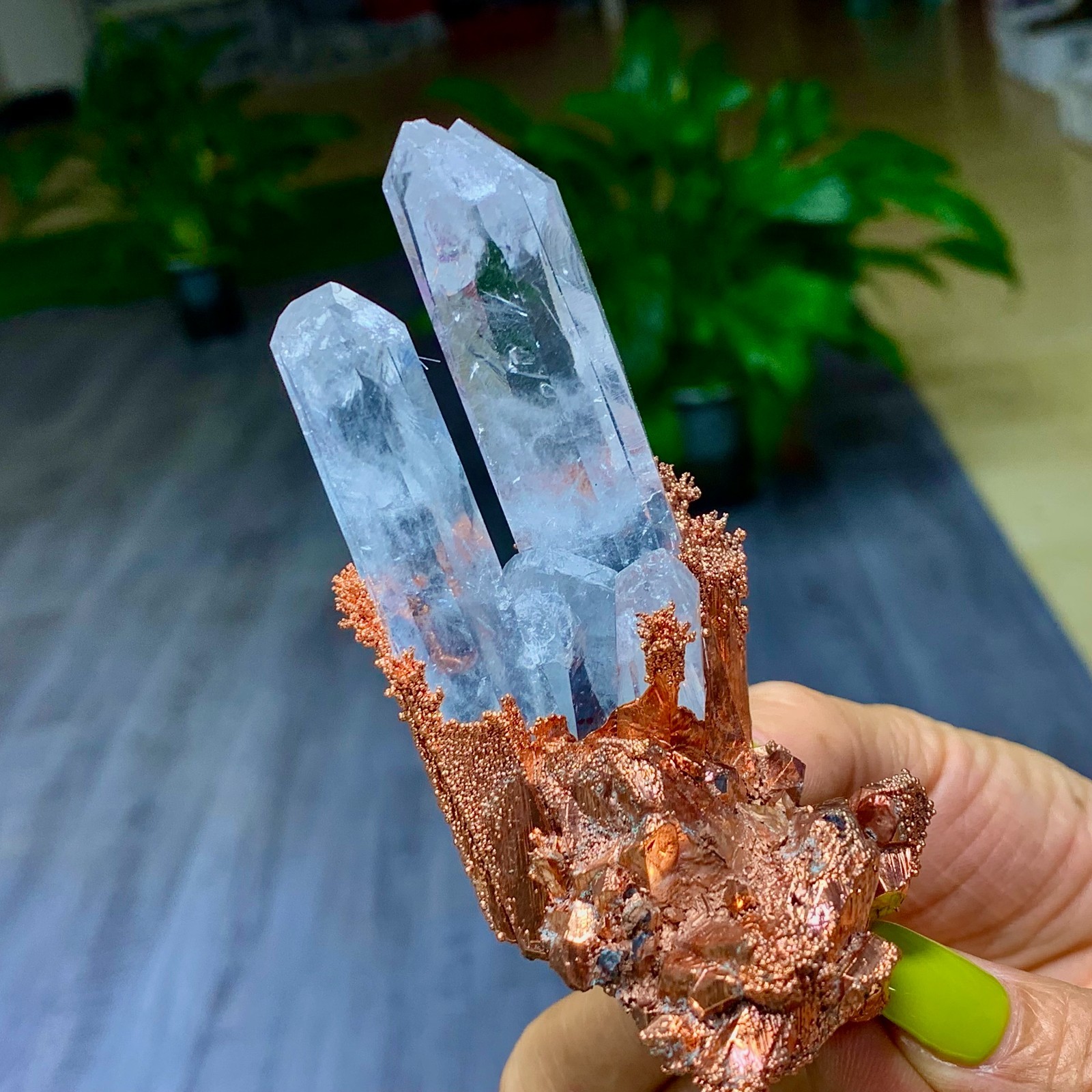 146G Rare iridescent Native Copper with white quartz crystal mineral-symbiosis