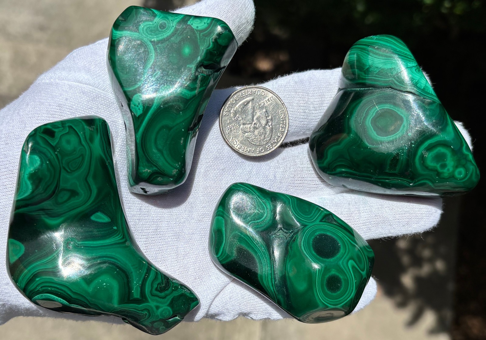 USA SALE 402g LOT MALACHITE POLISHED XL TUMBLE PALMSTONE SIZE PALM STONE STONES