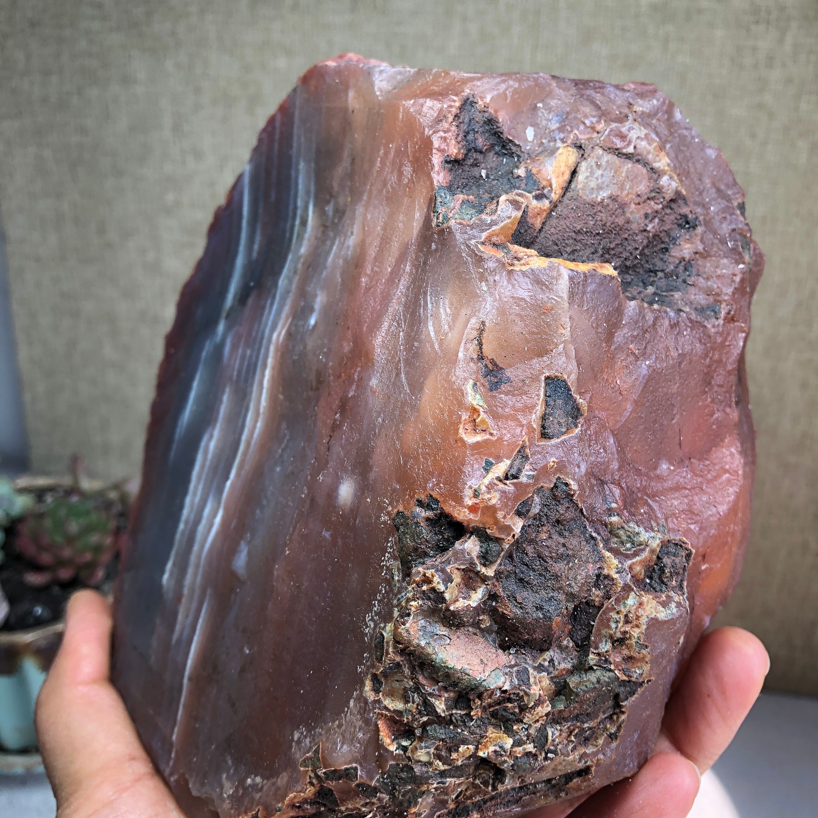 137mm Natural agate stone uncut block original Crystal specimens 1.92kg A3635