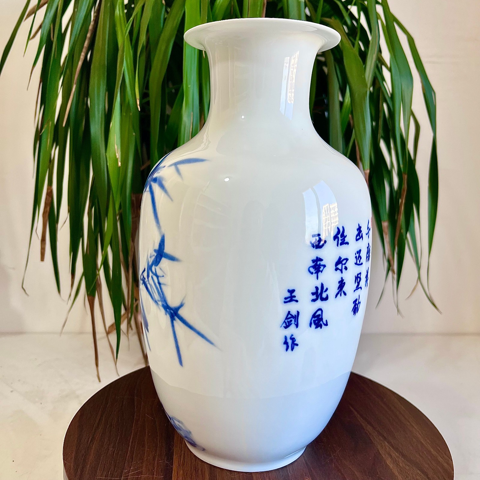 1.76LB Classic landscape painting poetic ceramic vase from Jingdezhen, China