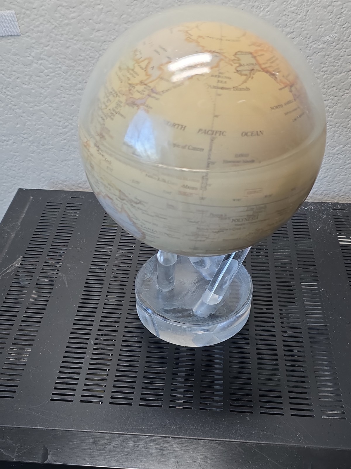 MOVA Antique Beige 4.5 Inch Solar Rotating World Globe with Acrylic Stand
