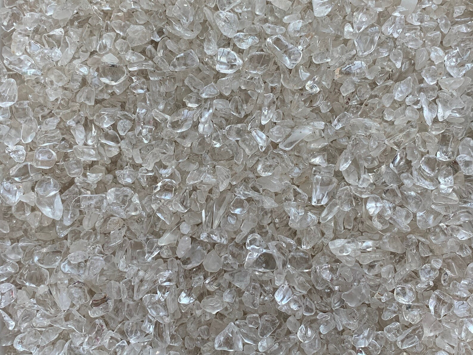 Clear Quartz Semi Tumbled Gemstone Mini Chips 5 – 10 mm, Wholesale Bulk Lot