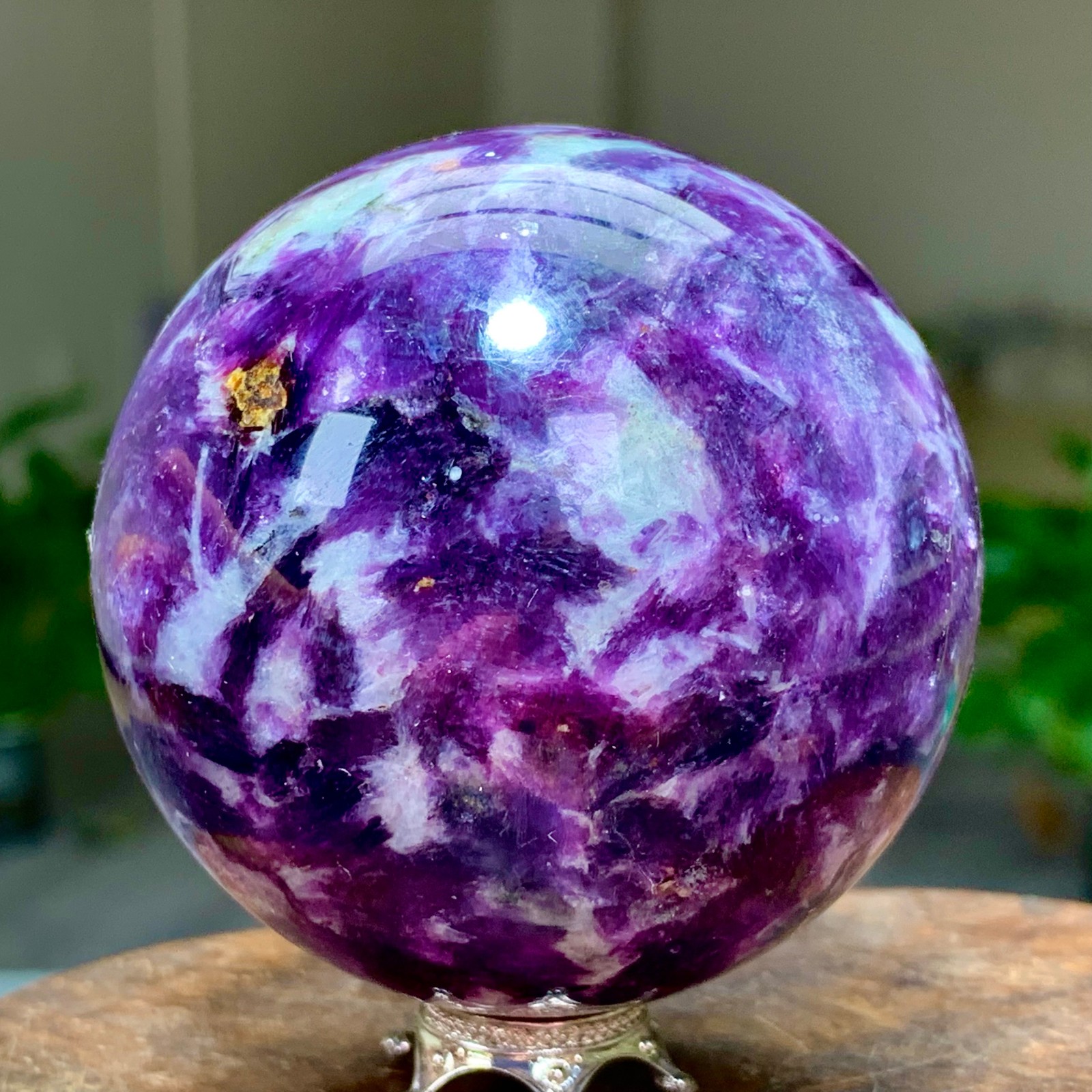 297G Natural Beautiful Purple Lithium Mica Crystal Spherical Mineral Sample